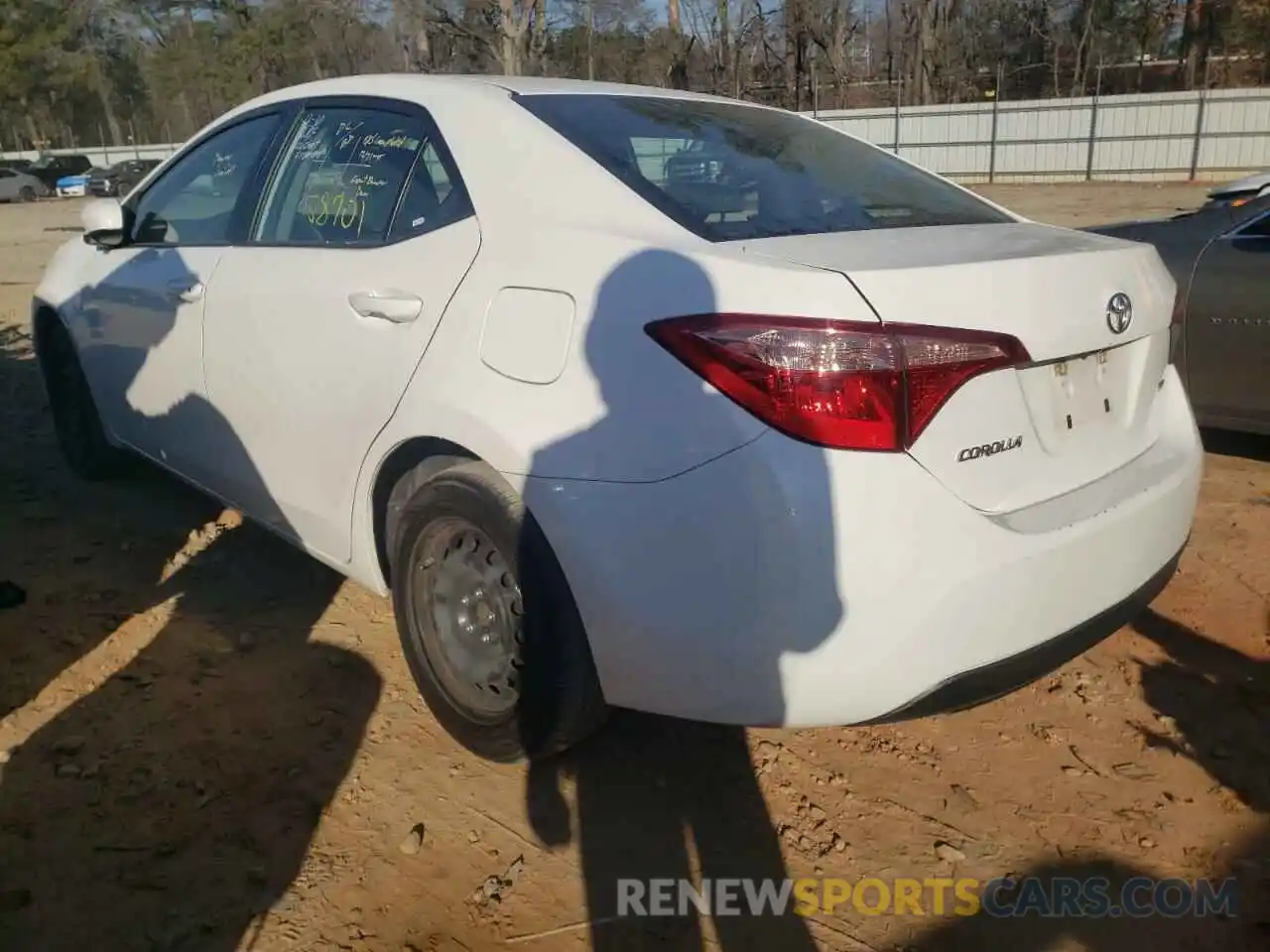 3 Photograph of a damaged car 5YFBURHE5KP884611 TOYOTA COROLLA 2019