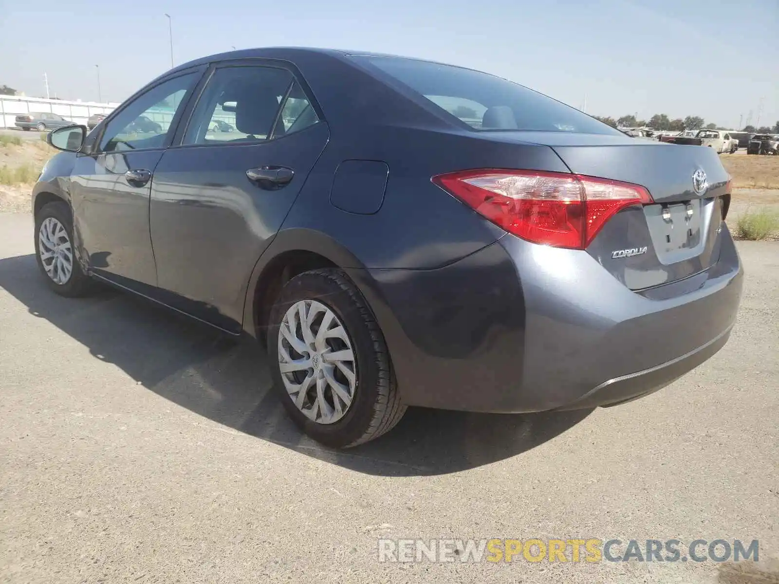 3 Photograph of a damaged car 5YFBURHE5KP884835 TOYOTA COROLLA 2019