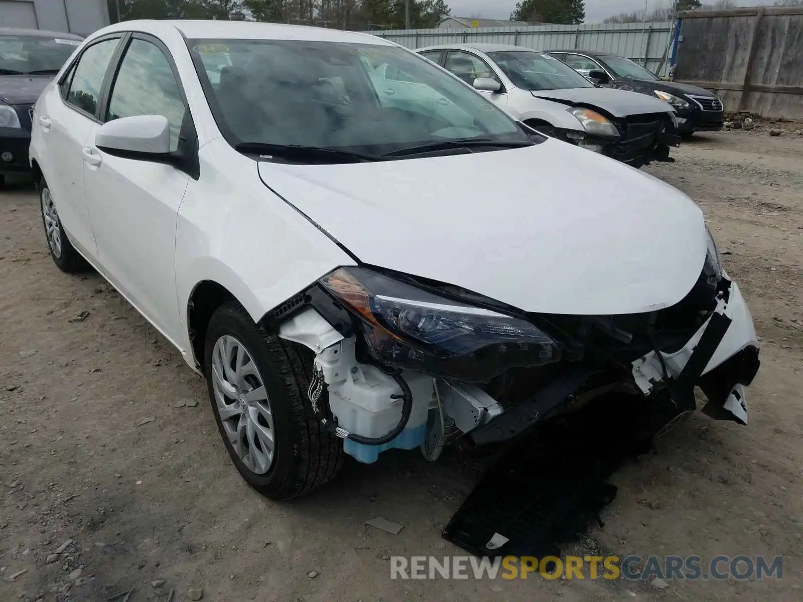 1 Photograph of a damaged car 5YFBURHE5KP885337 TOYOTA COROLLA 2019