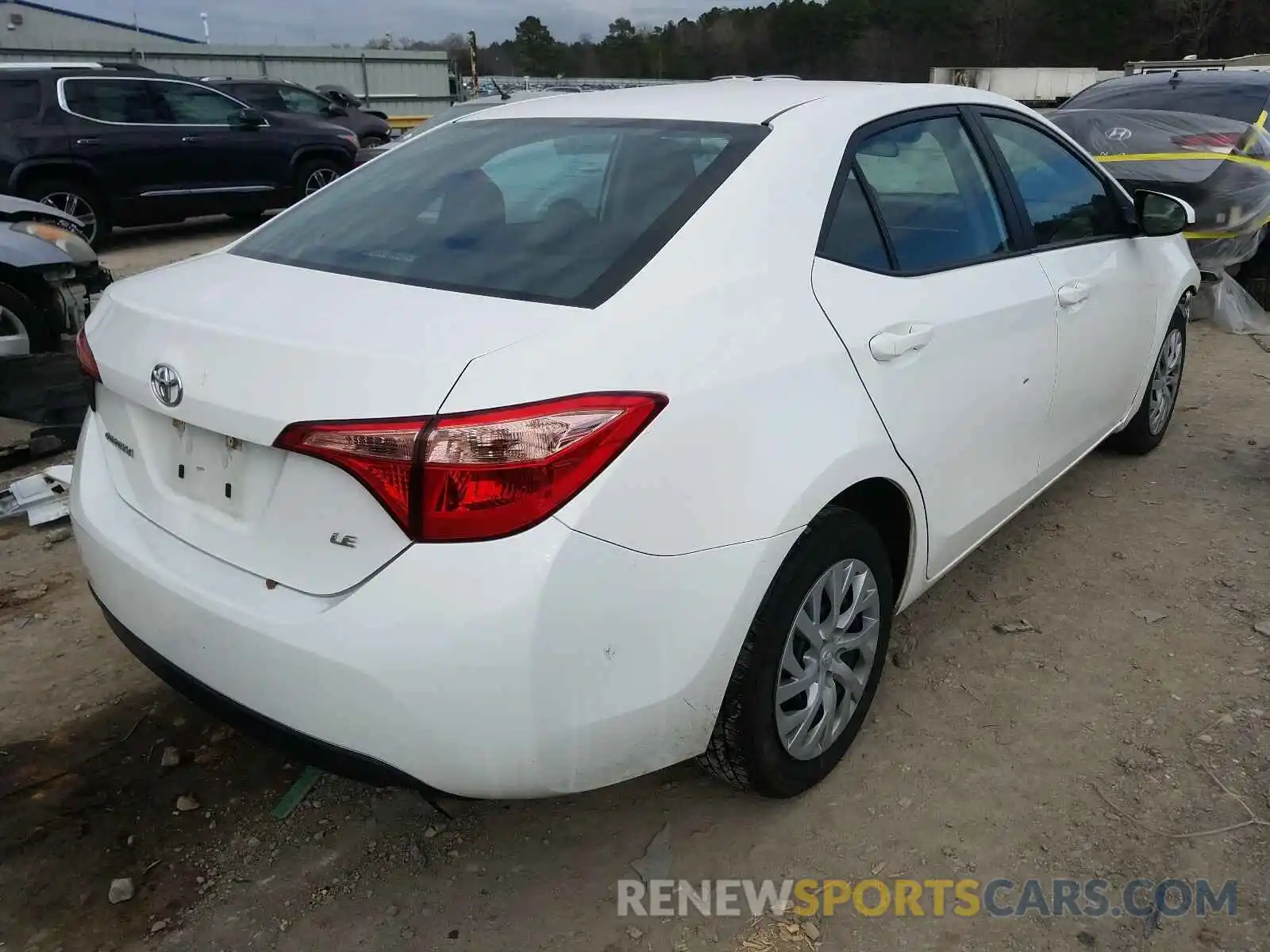 4 Photograph of a damaged car 5YFBURHE5KP885337 TOYOTA COROLLA 2019