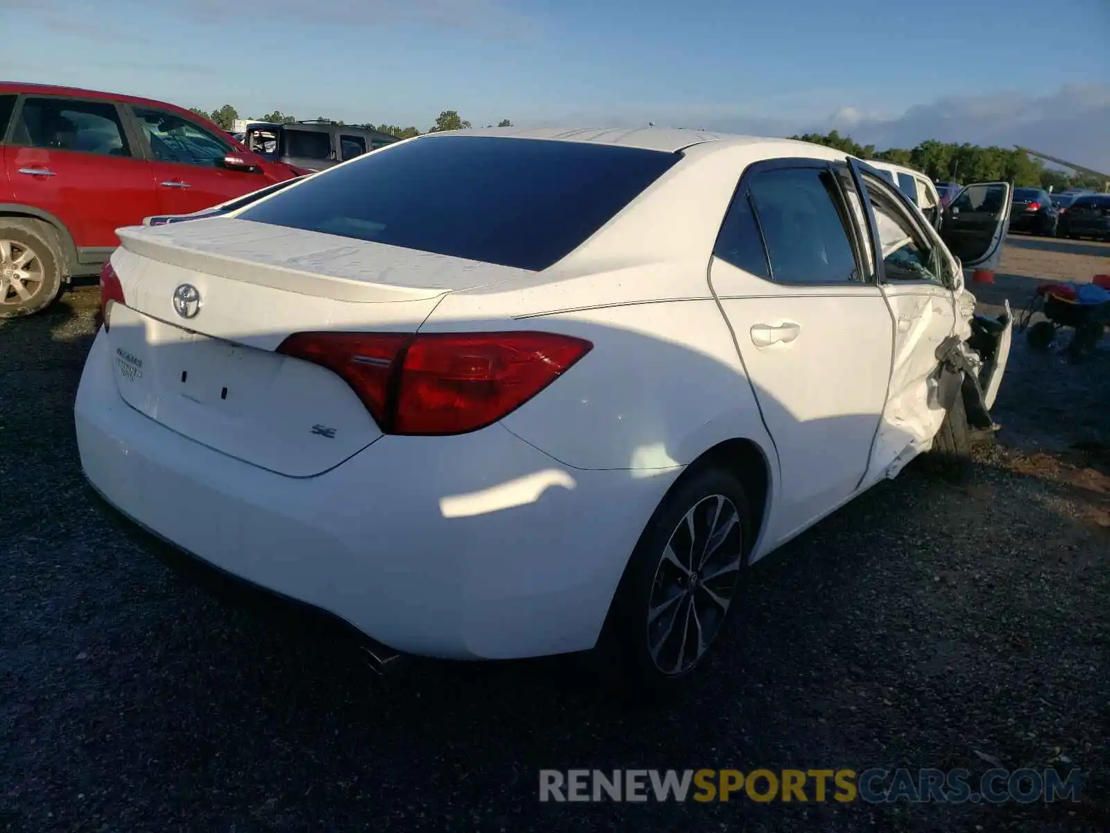 4 Photograph of a damaged car 5YFBURHE5KP885550 TOYOTA COROLLA 2019