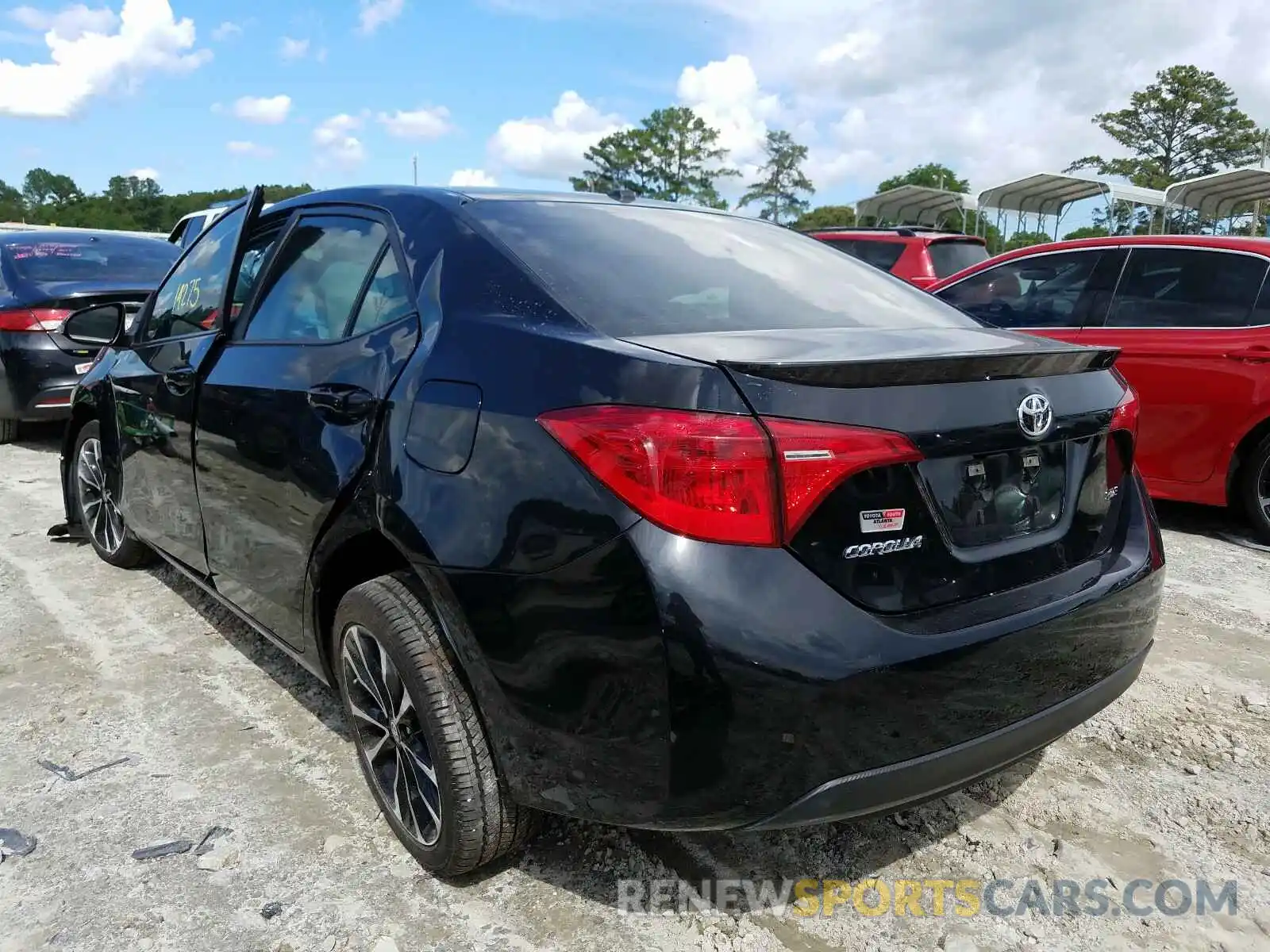 3 Photograph of a damaged car 5YFBURHE5KP886164 TOYOTA COROLLA 2019