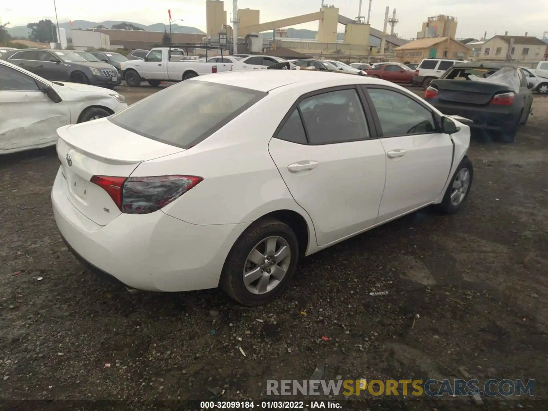 4 Photograph of a damaged car 5YFBURHE5KP886259 TOYOTA COROLLA 2019