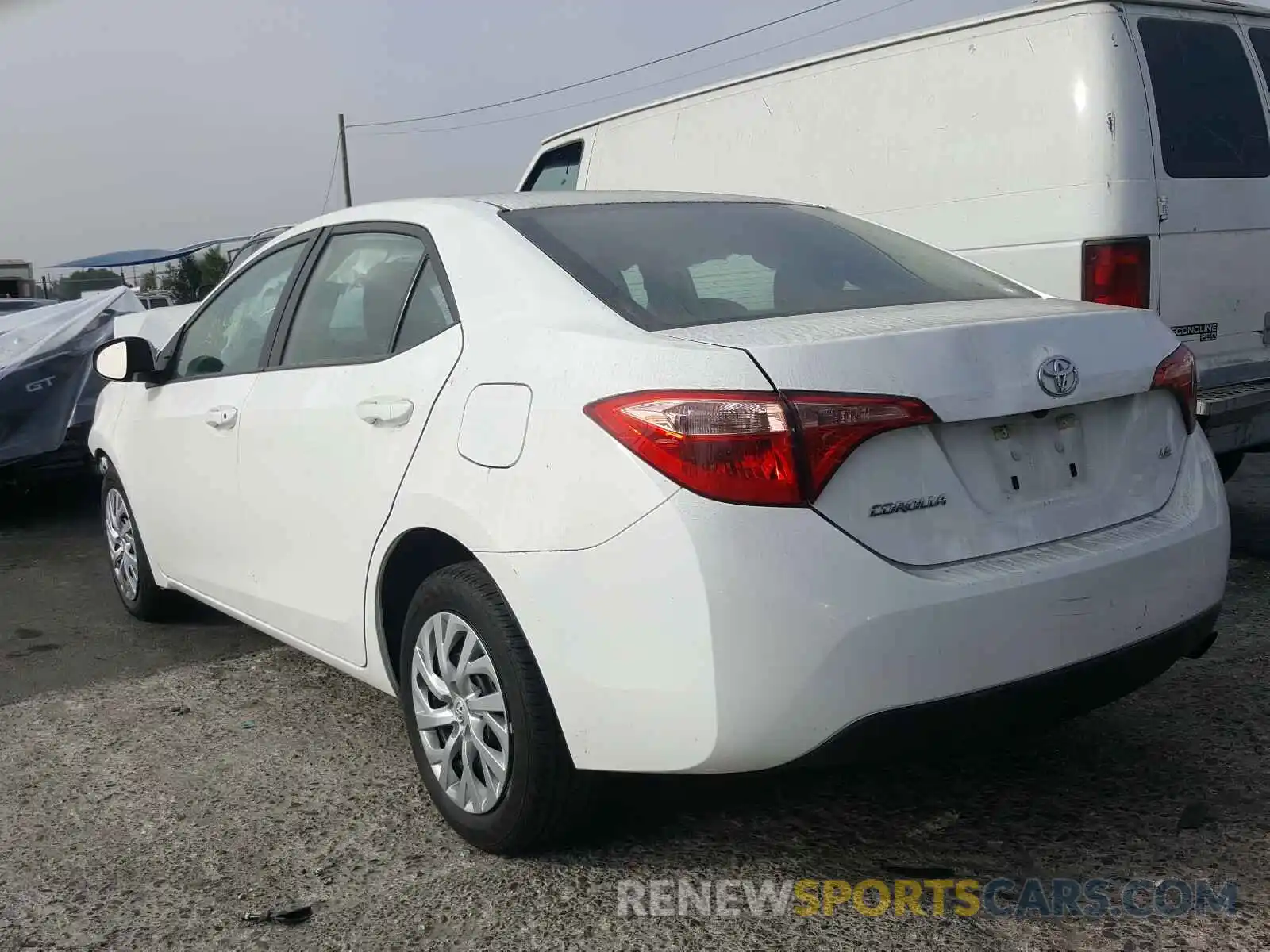 3 Photograph of a damaged car 5YFBURHE5KP886424 TOYOTA COROLLA 2019