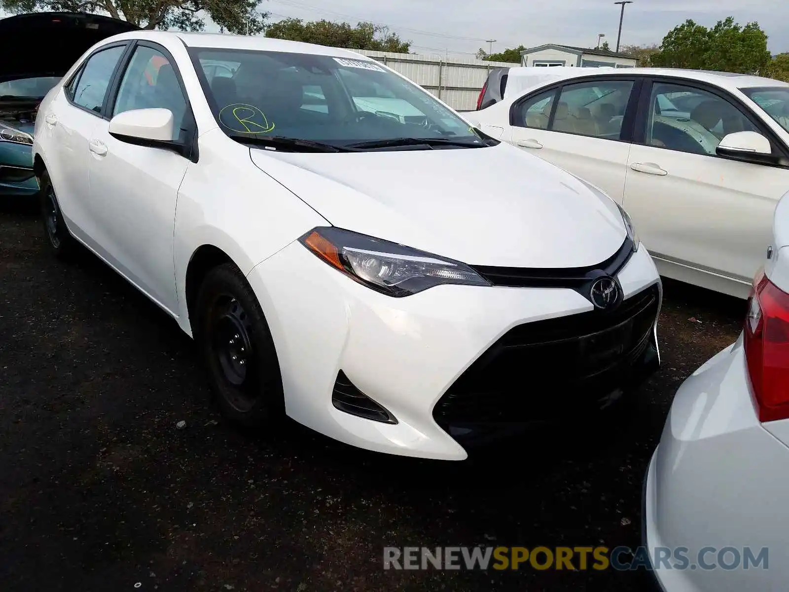 1 Photograph of a damaged car 5YFBURHE5KP886777 TOYOTA COROLLA 2019