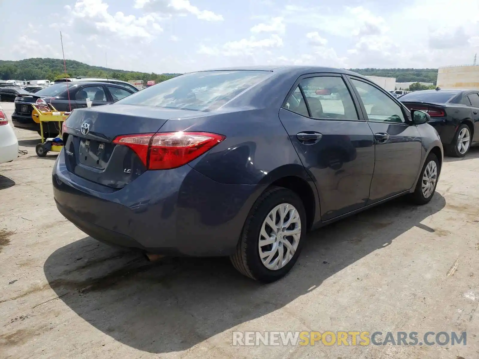 4 Photograph of a damaged car 5YFBURHE5KP887024 TOYOTA COROLLA 2019