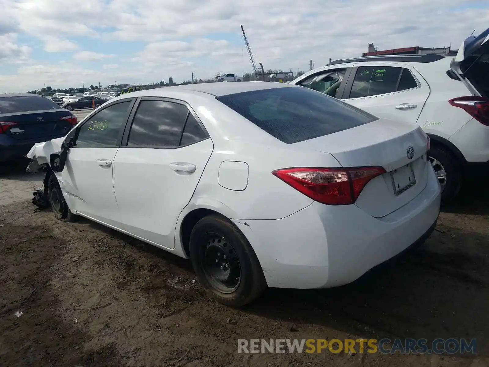 3 Photograph of a damaged car 5YFBURHE5KP887055 TOYOTA COROLLA 2019