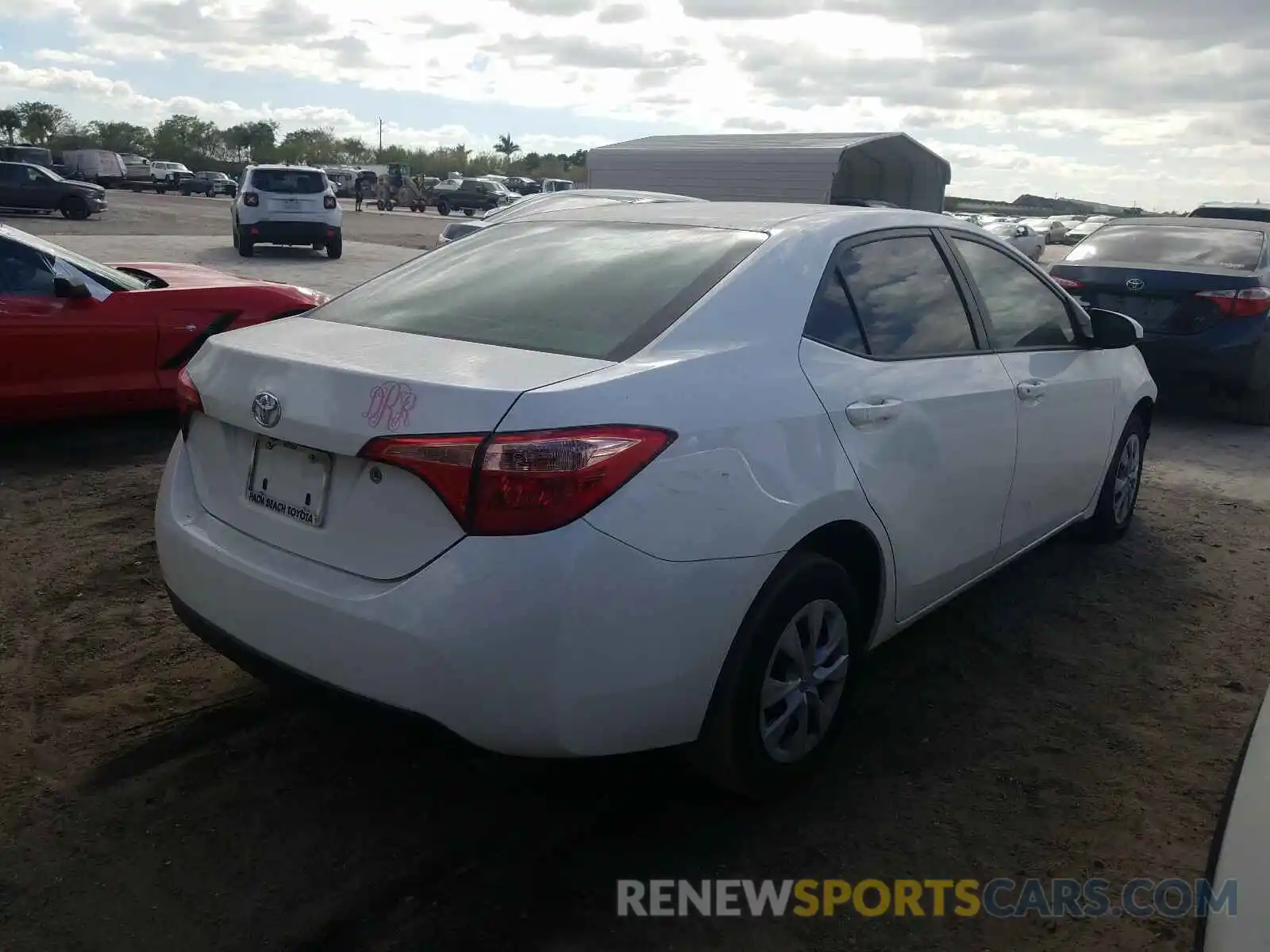 4 Photograph of a damaged car 5YFBURHE5KP887055 TOYOTA COROLLA 2019