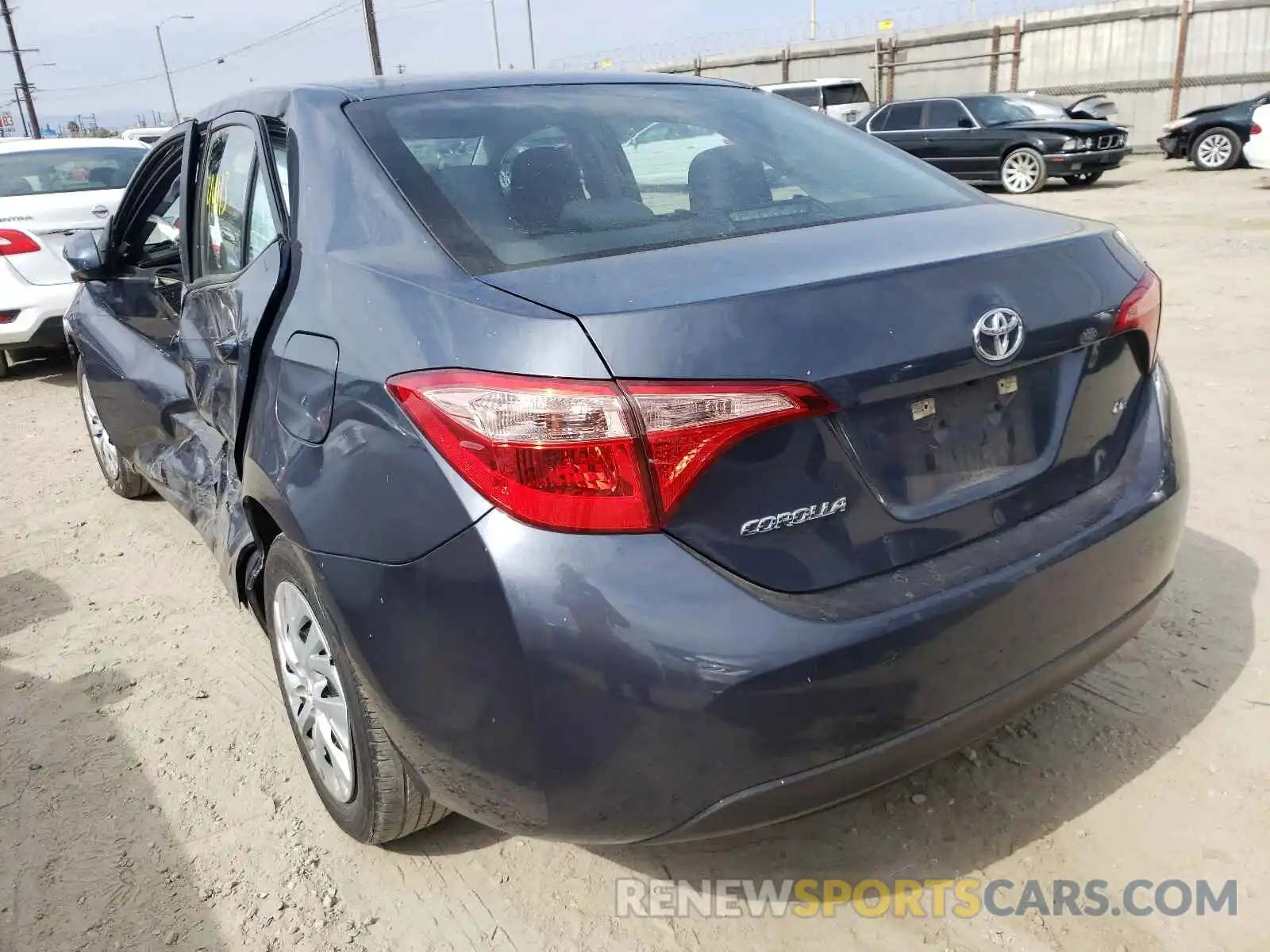 3 Photograph of a damaged car 5YFBURHE5KP887380 TOYOTA COROLLA 2019