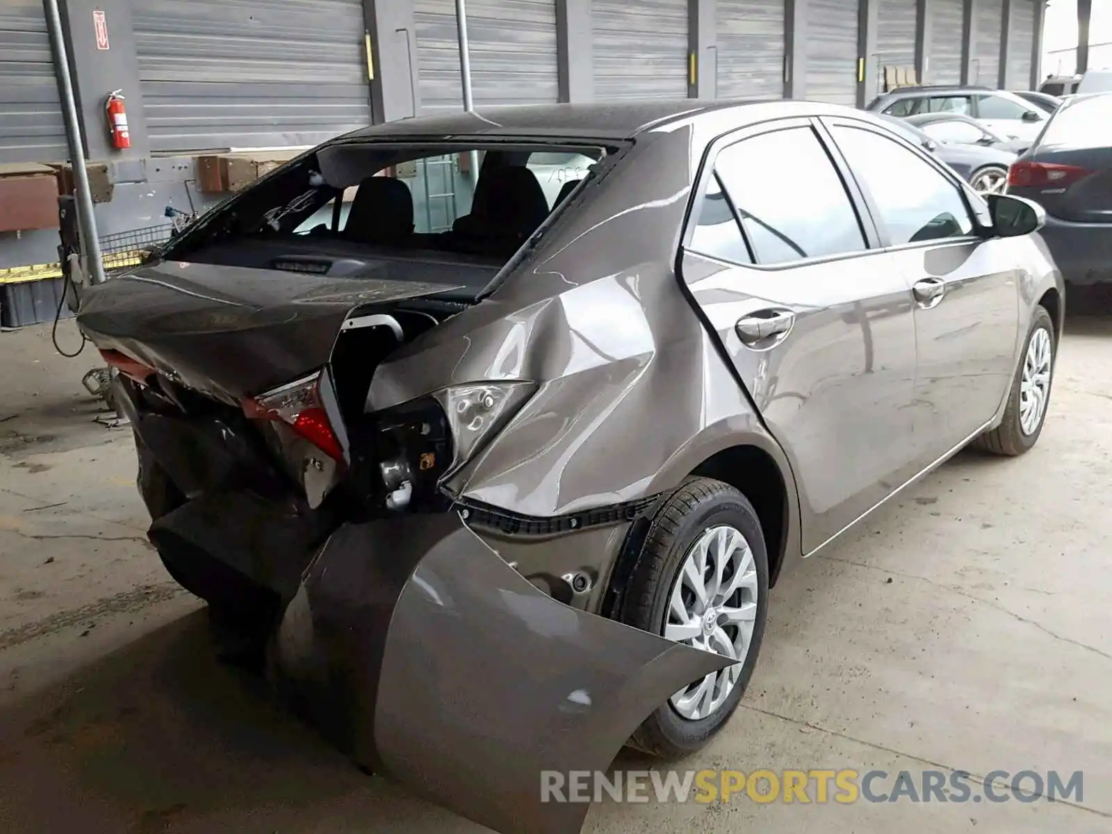 4 Photograph of a damaged car 5YFBURHE5KP887718 TOYOTA COROLLA 2019