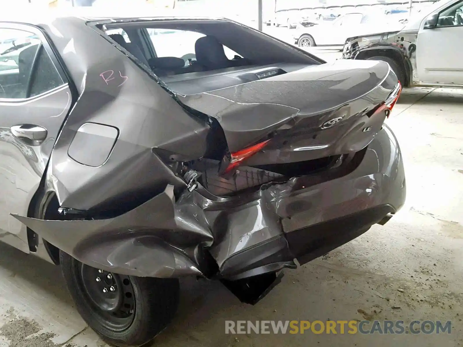 9 Photograph of a damaged car 5YFBURHE5KP887718 TOYOTA COROLLA 2019