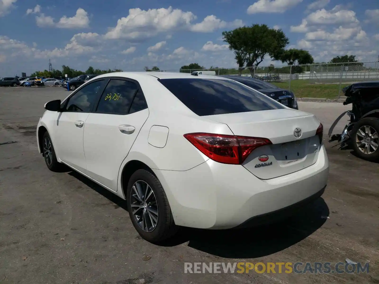 3 Photograph of a damaged car 5YFBURHE5KP888397 TOYOTA COROLLA 2019