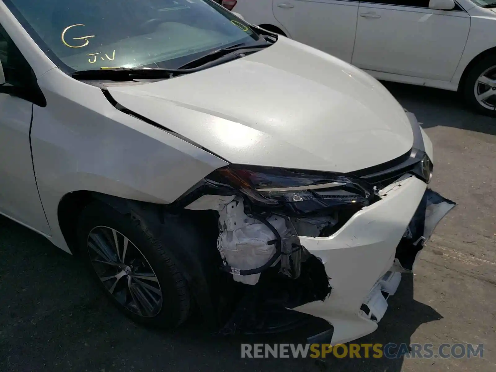 9 Photograph of a damaged car 5YFBURHE5KP888397 TOYOTA COROLLA 2019