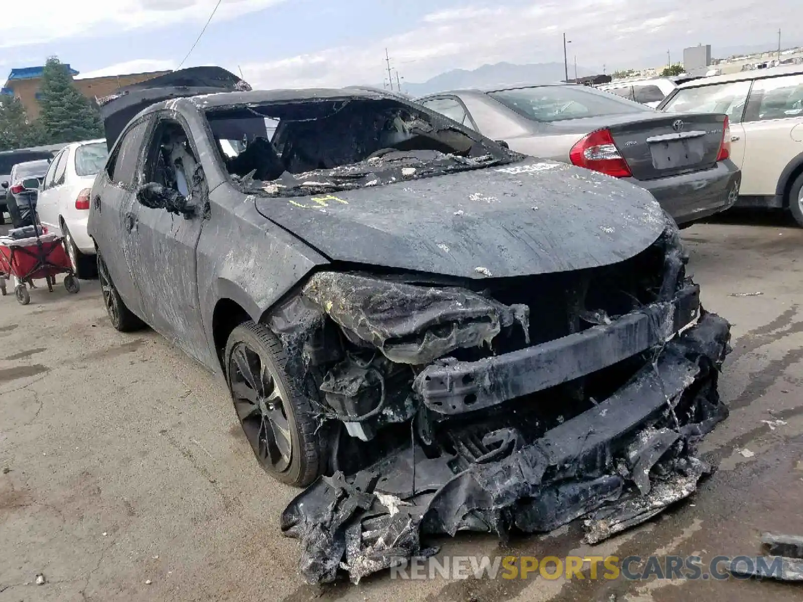 1 Photograph of a damaged car 5YFBURHE5KP888819 TOYOTA COROLLA 2019