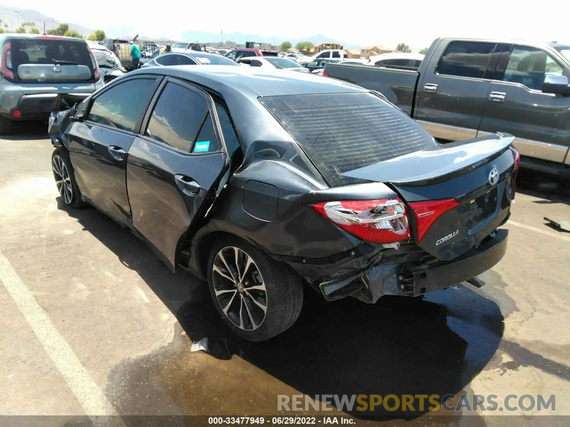 3 Photograph of a damaged car 5YFBURHE5KP888822 TOYOTA COROLLA 2019