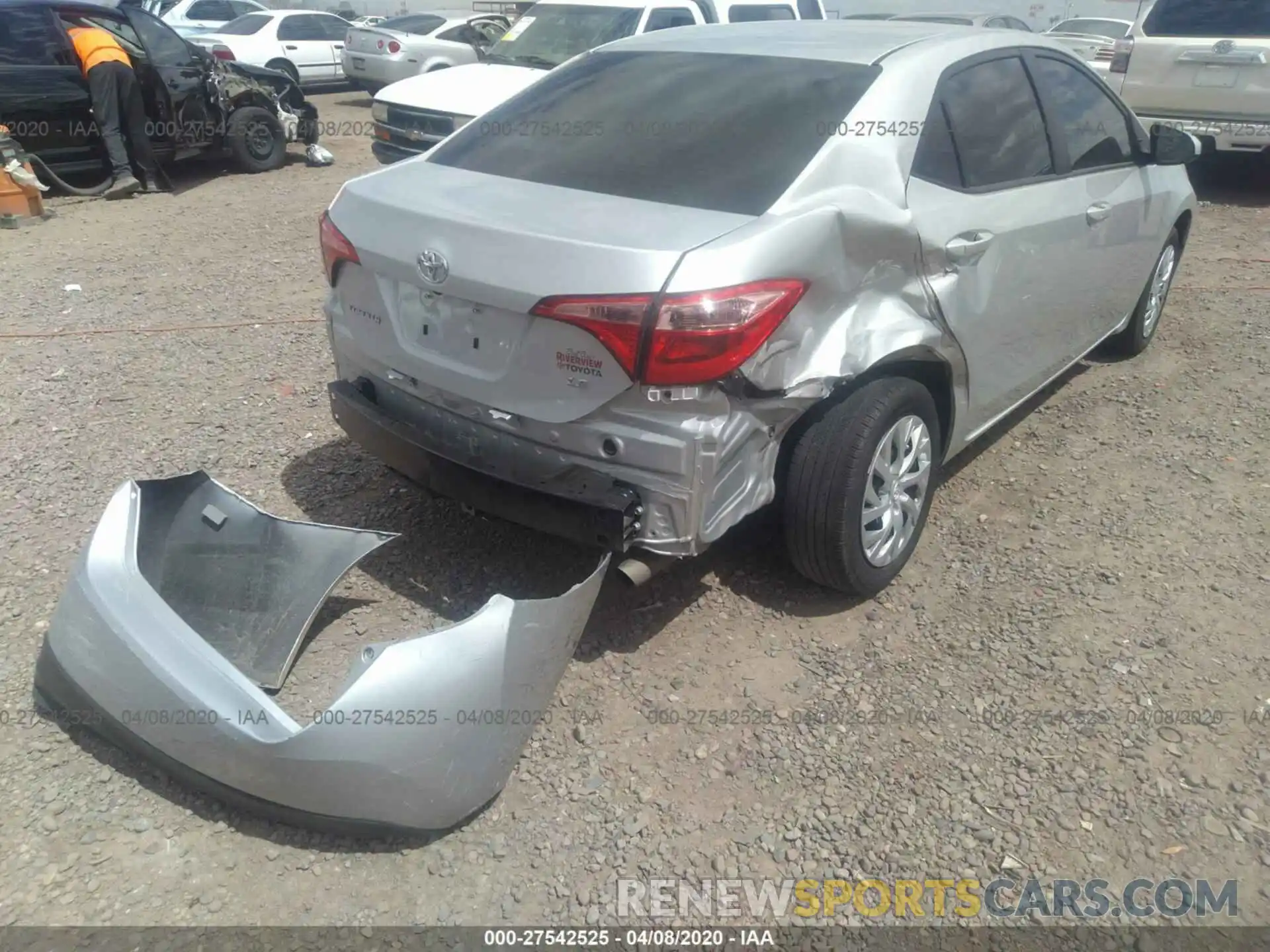 4 Photograph of a damaged car 5YFBURHE5KP888853 TOYOTA COROLLA 2019