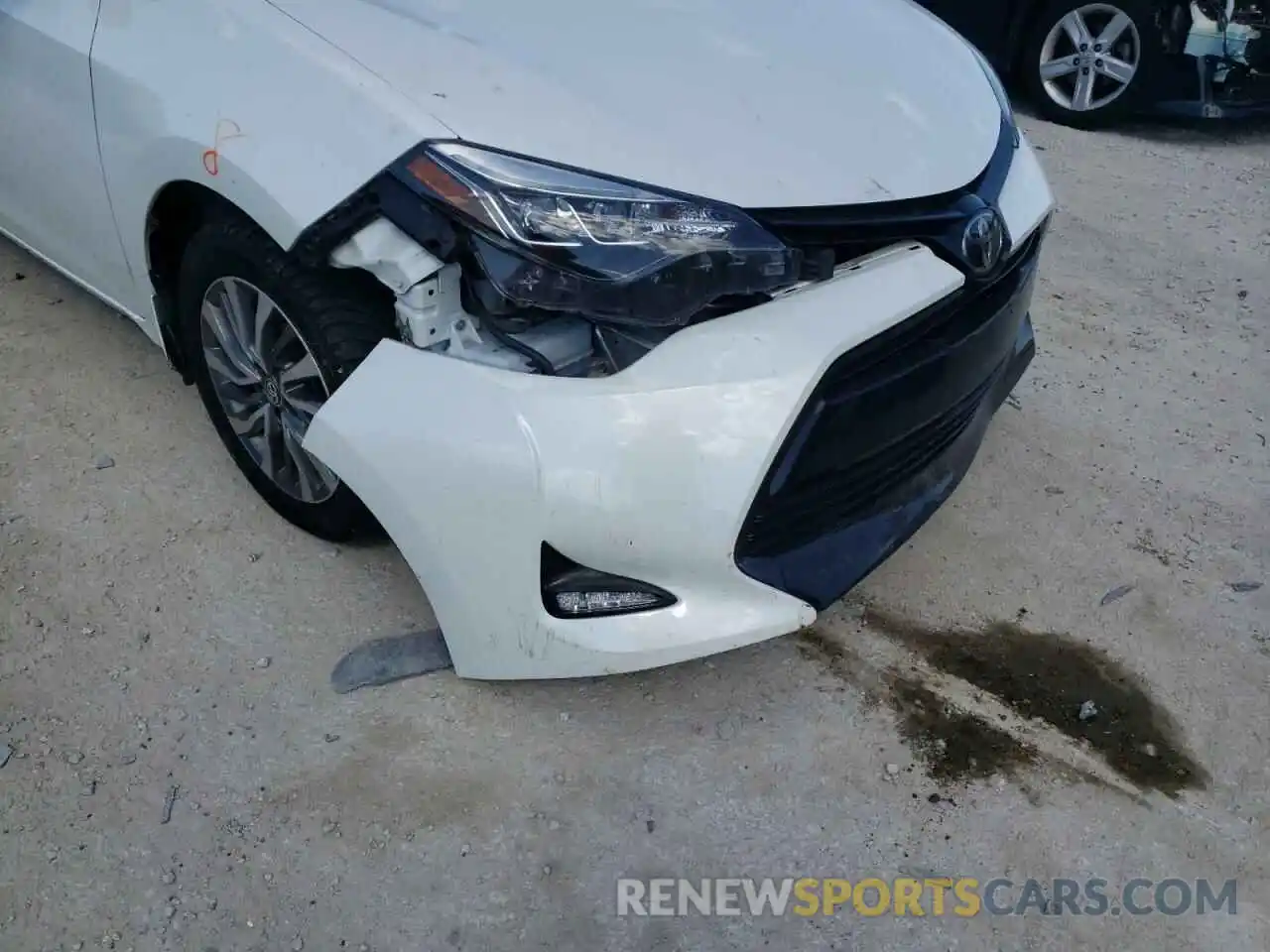 9 Photograph of a damaged car 5YFBURHE5KP889047 TOYOTA COROLLA 2019