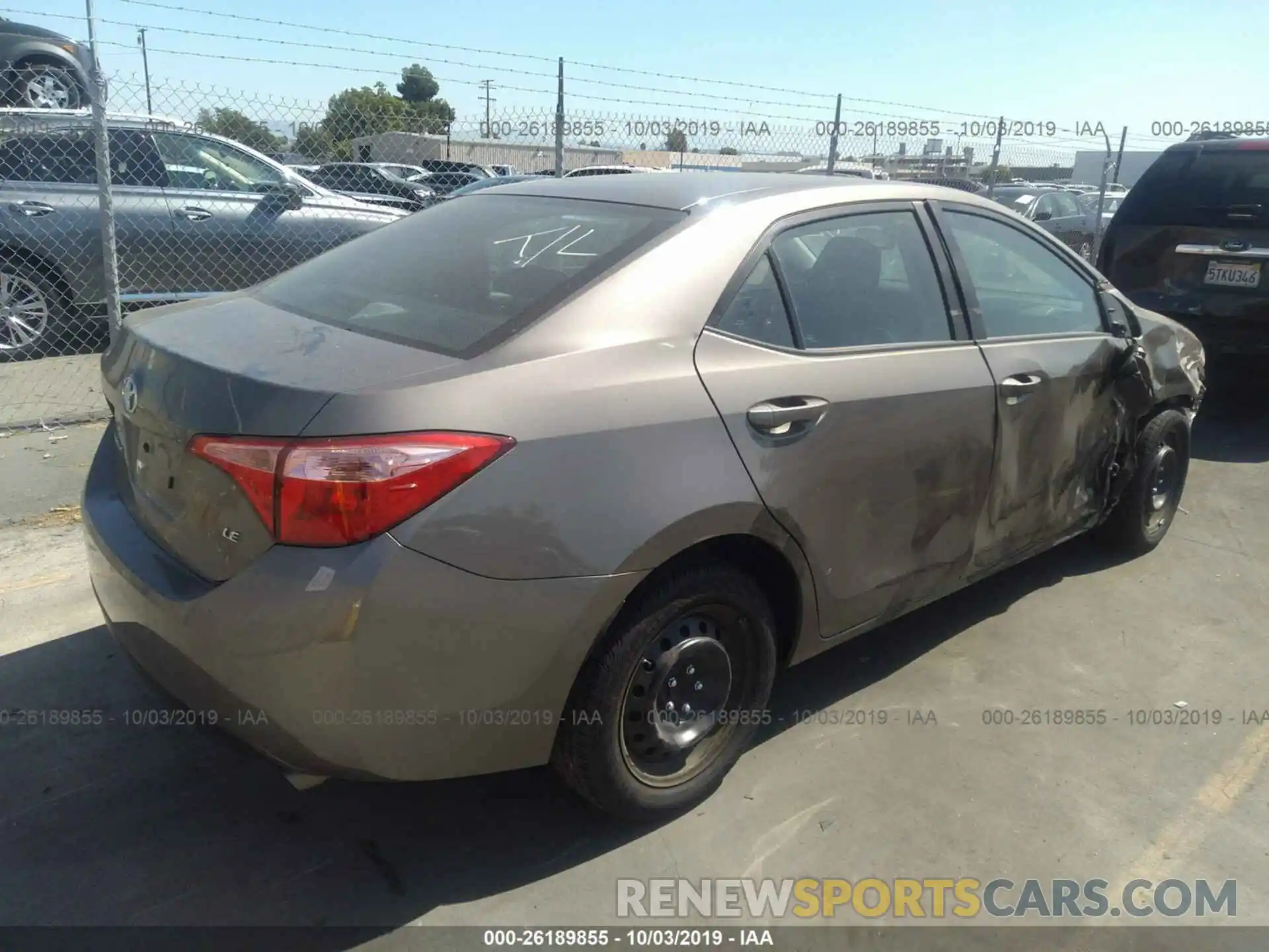 4 Photograph of a damaged car 5YFBURHE5KP889081 TOYOTA COROLLA 2019