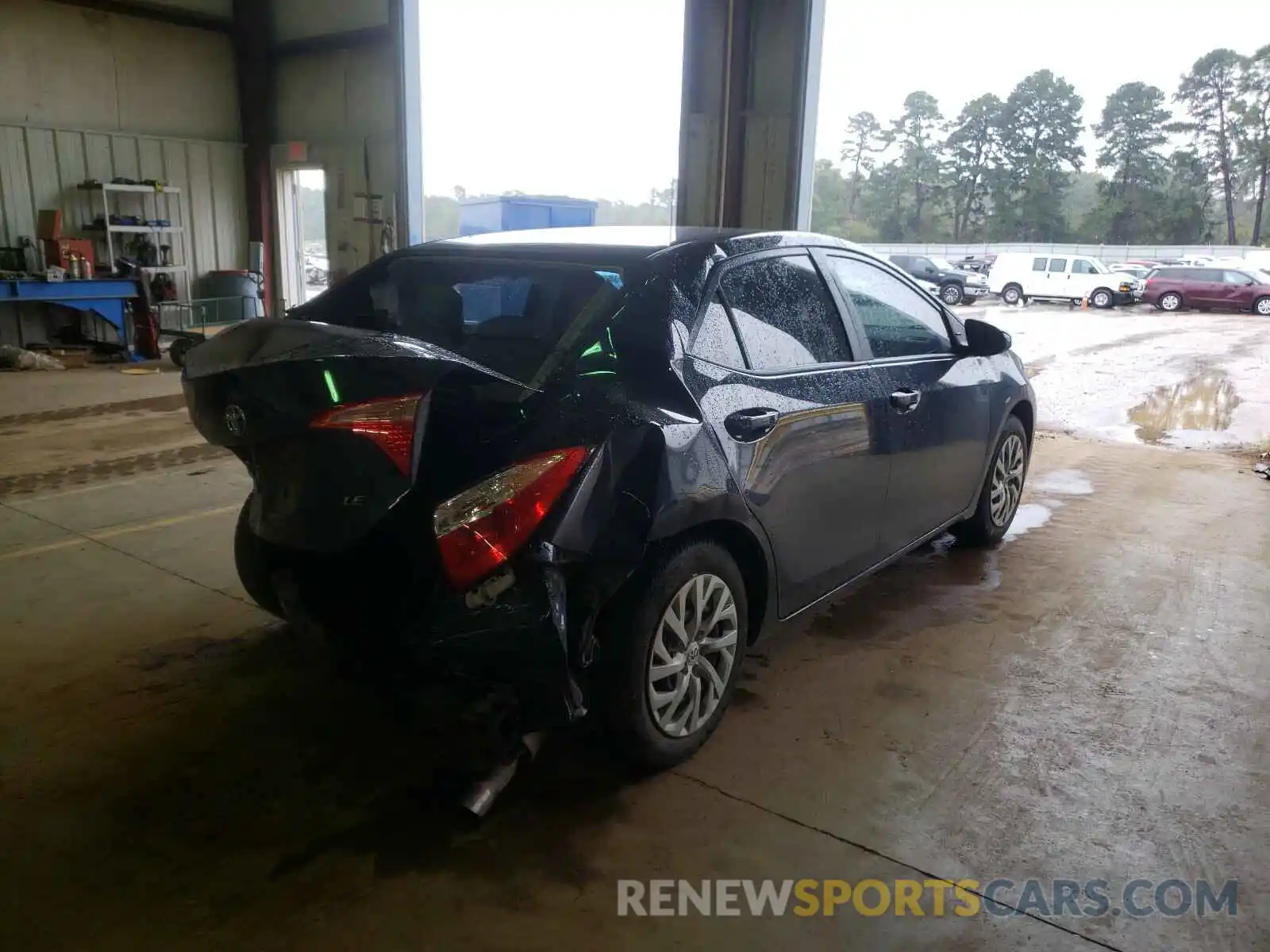 4 Photograph of a damaged car 5YFBURHE5KP889260 TOYOTA COROLLA 2019