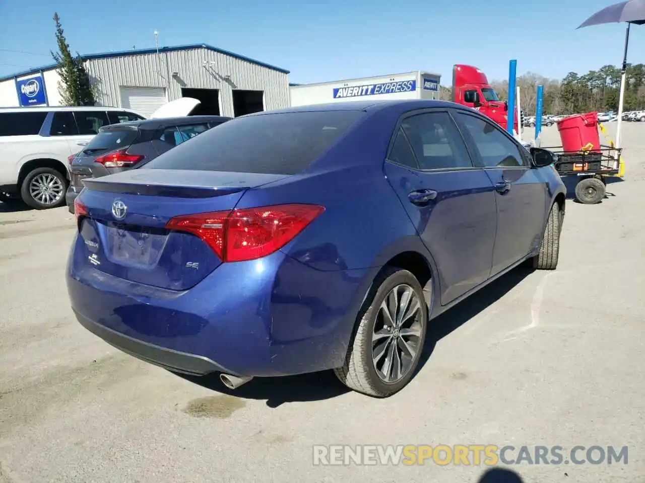 4 Photograph of a damaged car 5YFBURHE5KP889985 TOYOTA COROLLA 2019