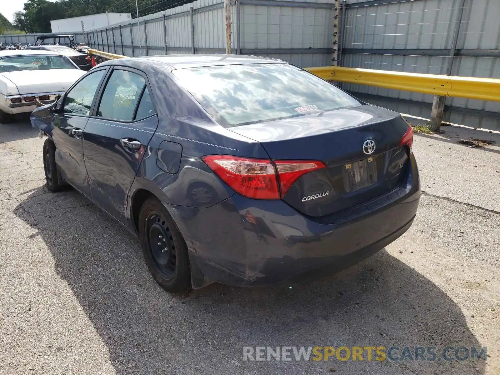 3 Photograph of a damaged car 5YFBURHE5KP891090 TOYOTA COROLLA 2019