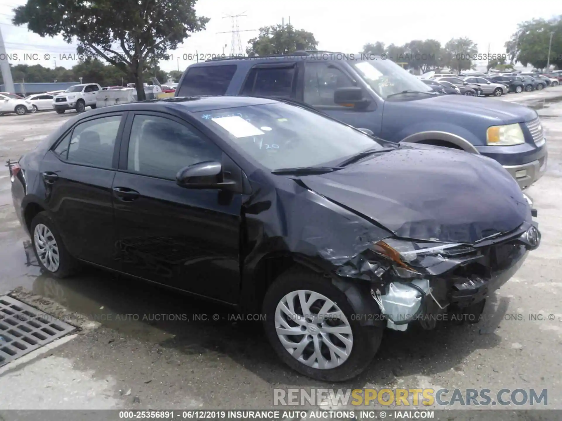 1 Photograph of a damaged car 5YFBURHE5KP891560 TOYOTA COROLLA 2019