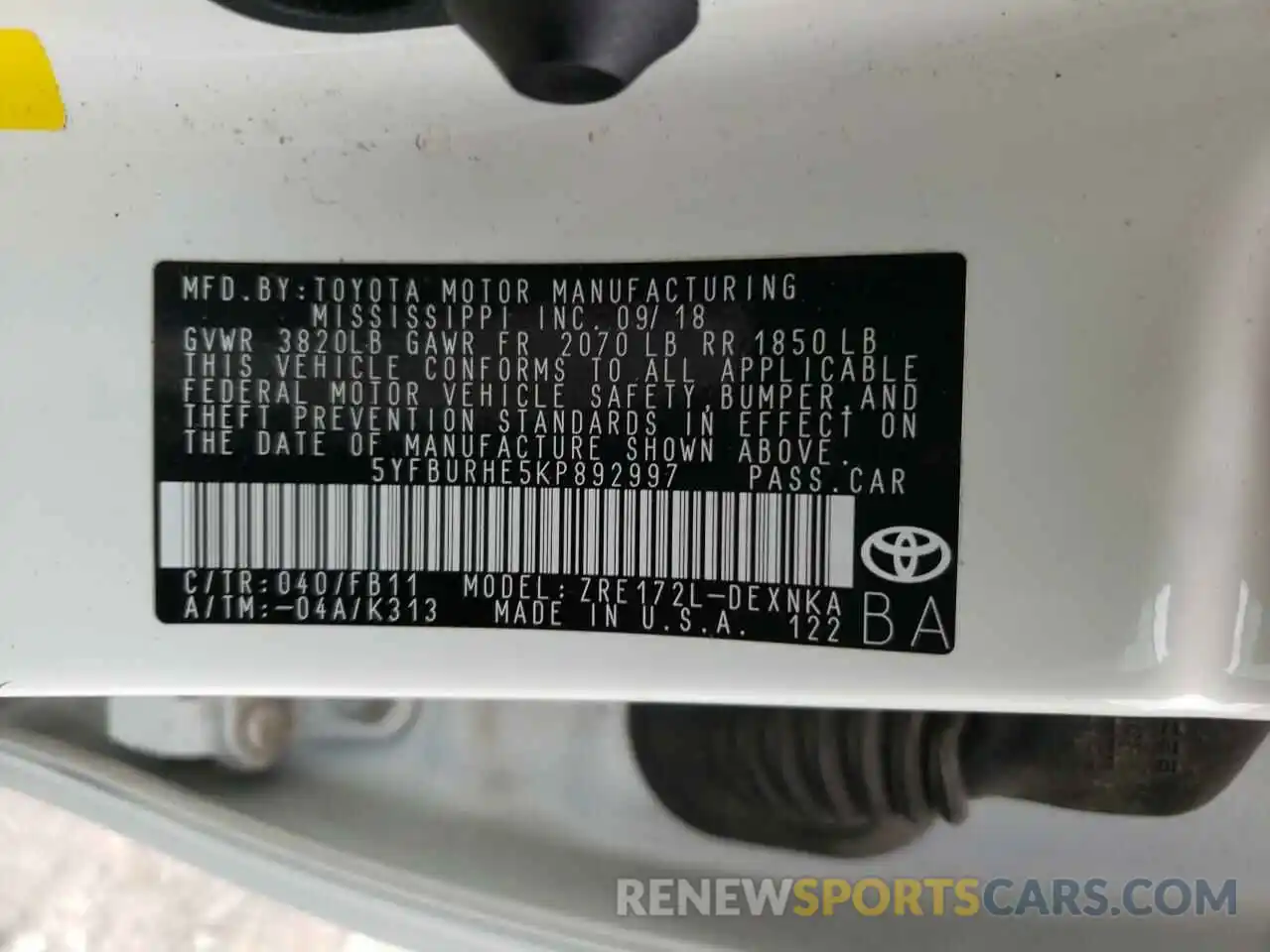 10 Photograph of a damaged car 5YFBURHE5KP892997 TOYOTA COROLLA 2019