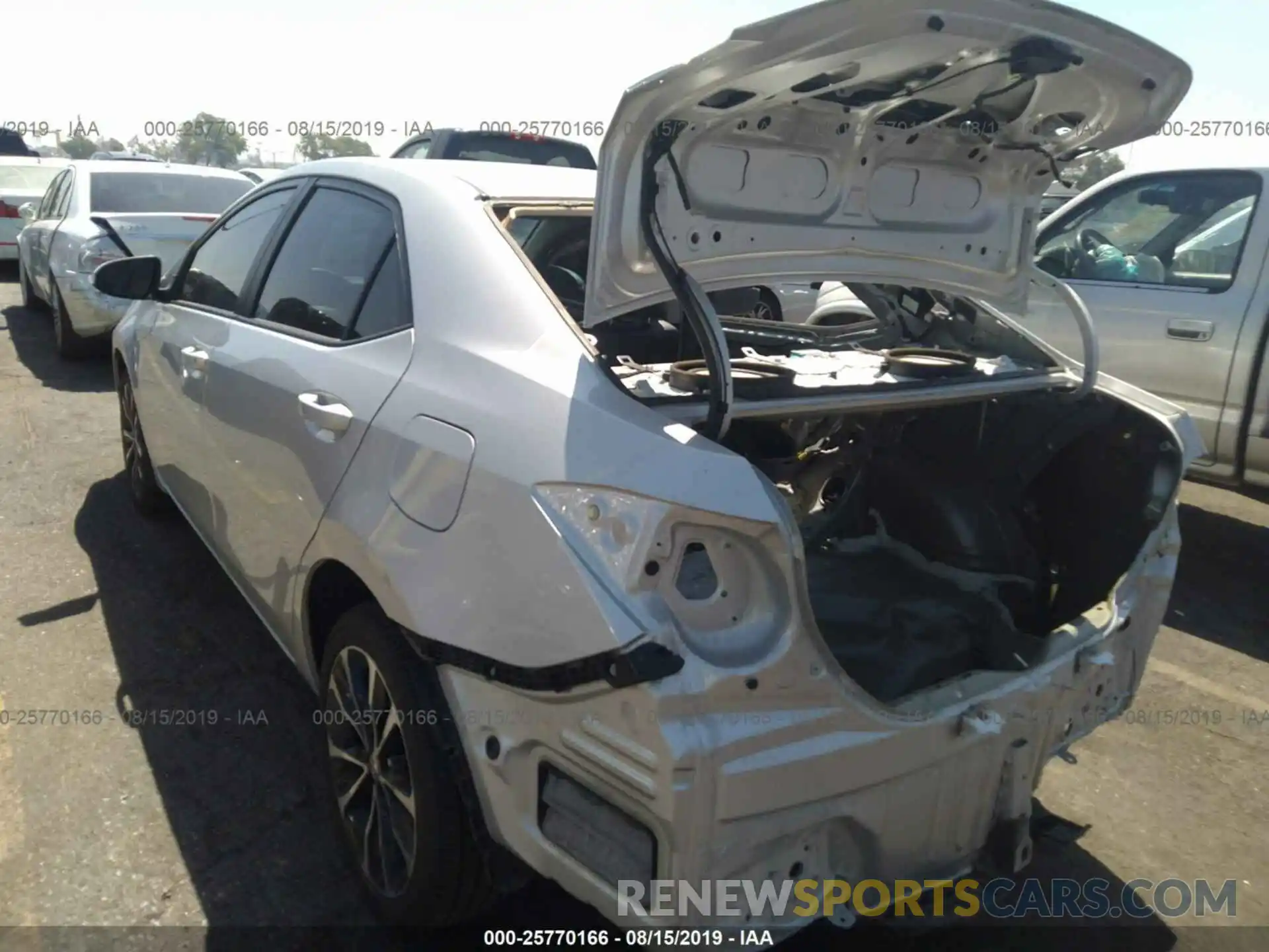 3 Photograph of a damaged car 5YFBURHE5KP893082 TOYOTA COROLLA 2019