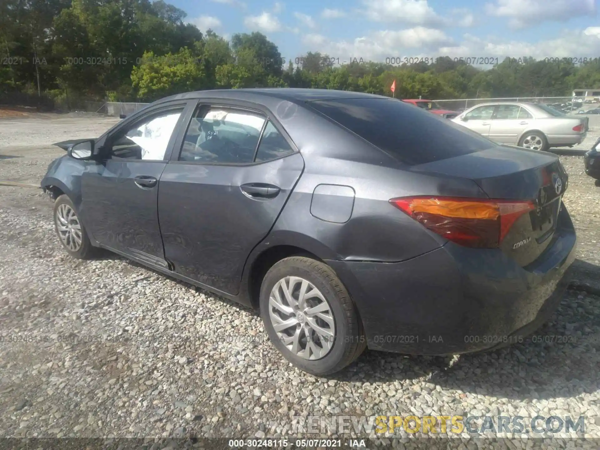 3 Photograph of a damaged car 5YFBURHE5KP893809 TOYOTA COROLLA 2019