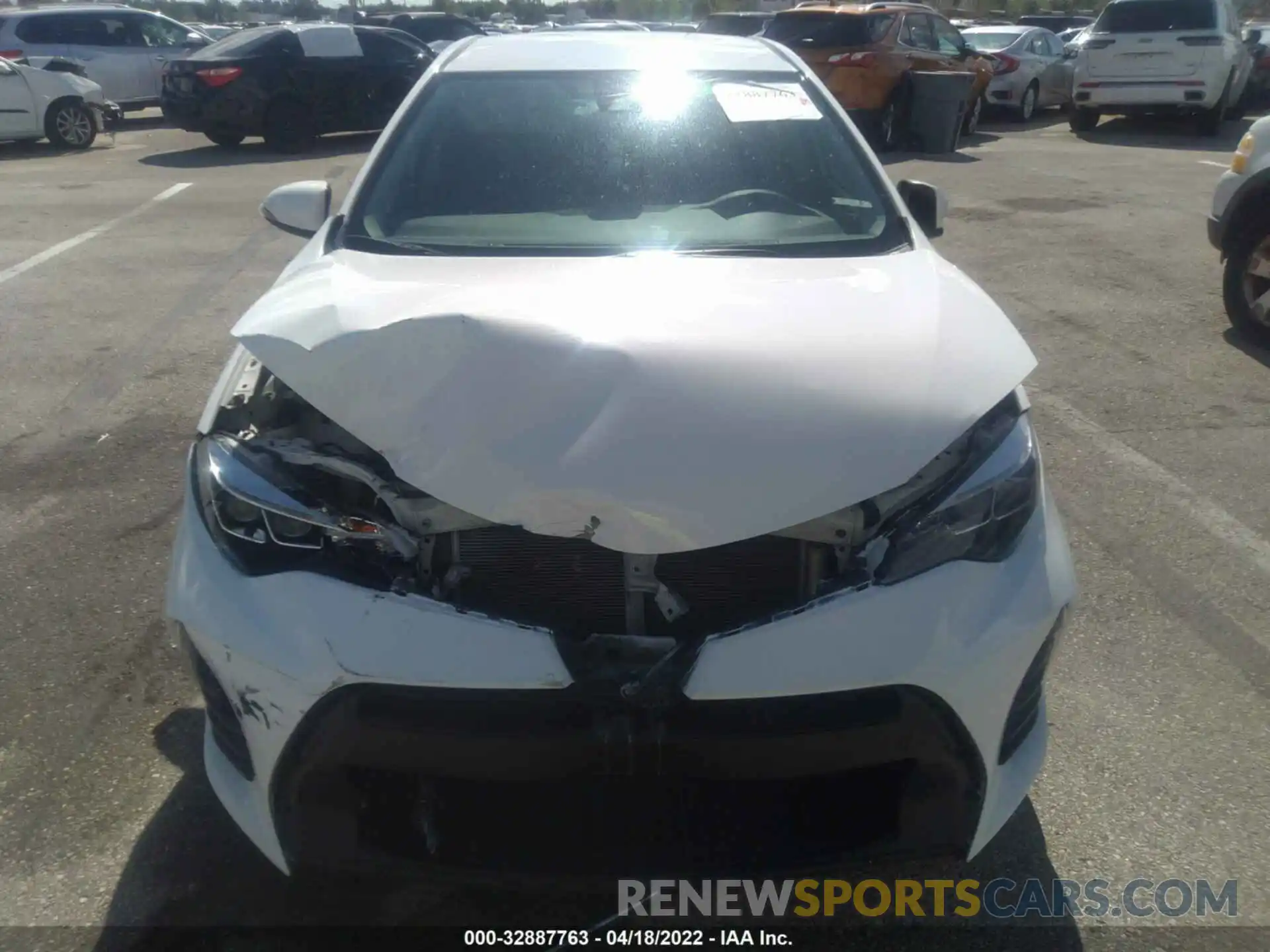 6 Photograph of a damaged car 5YFBURHE5KP893969 TOYOTA COROLLA 2019