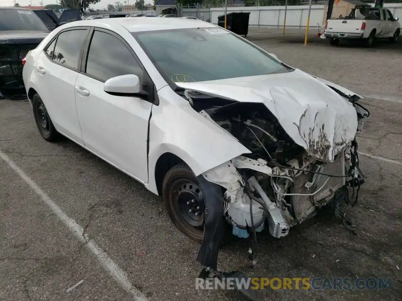 1 Photograph of a damaged car 5YFBURHE5KP894541 TOYOTA COROLLA 2019