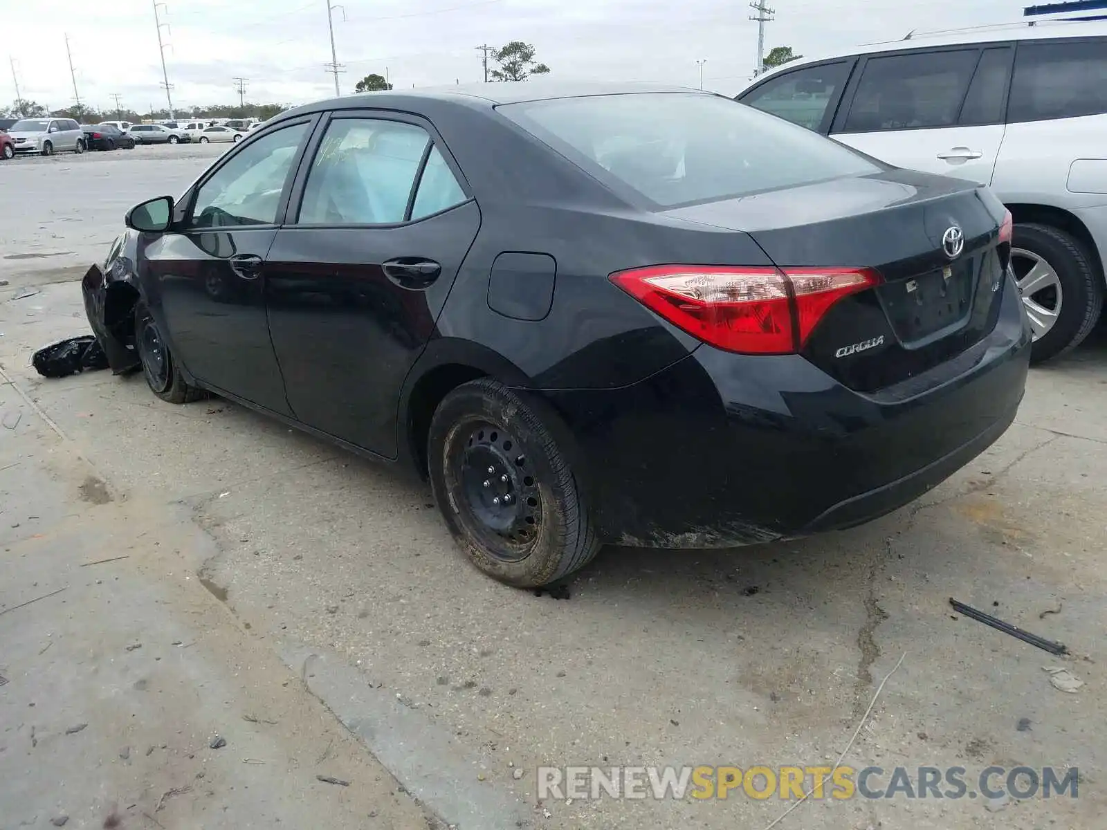 3 Photograph of a damaged car 5YFBURHE5KP894961 TOYOTA COROLLA 2019