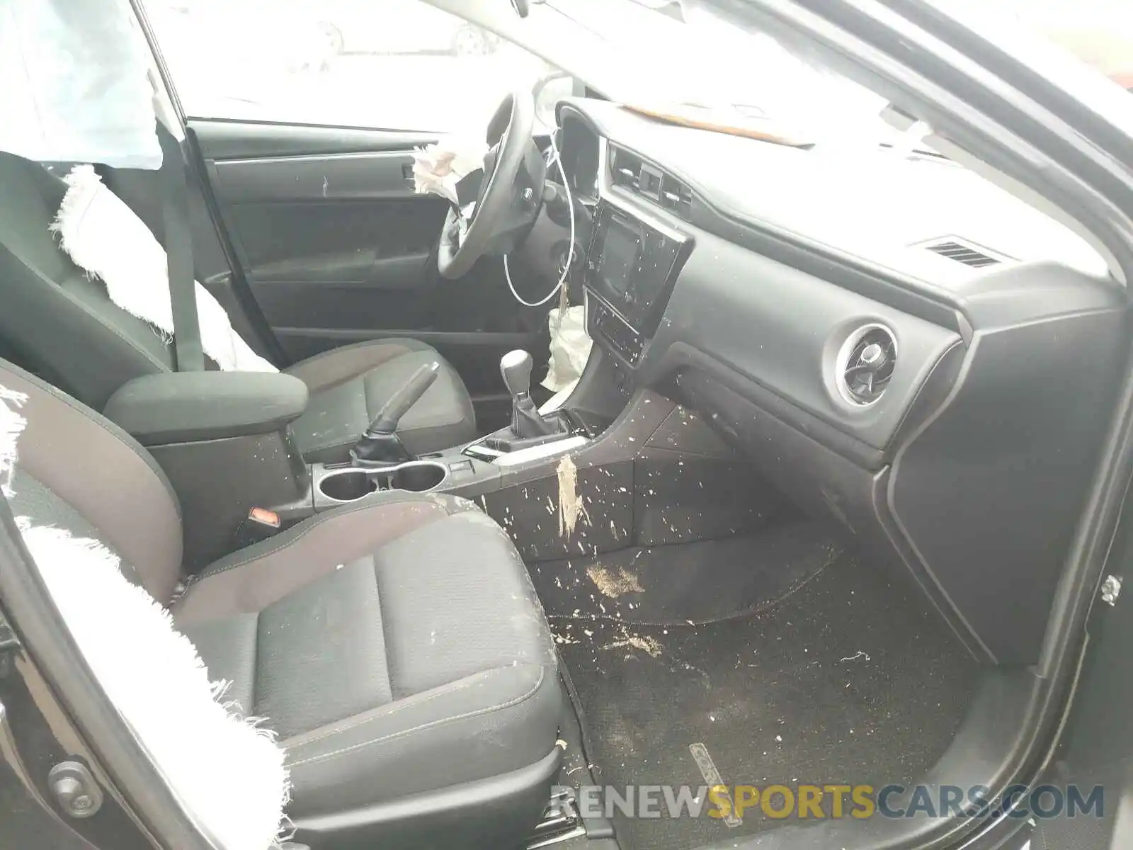 5 Photograph of a damaged car 5YFBURHE5KP894961 TOYOTA COROLLA 2019