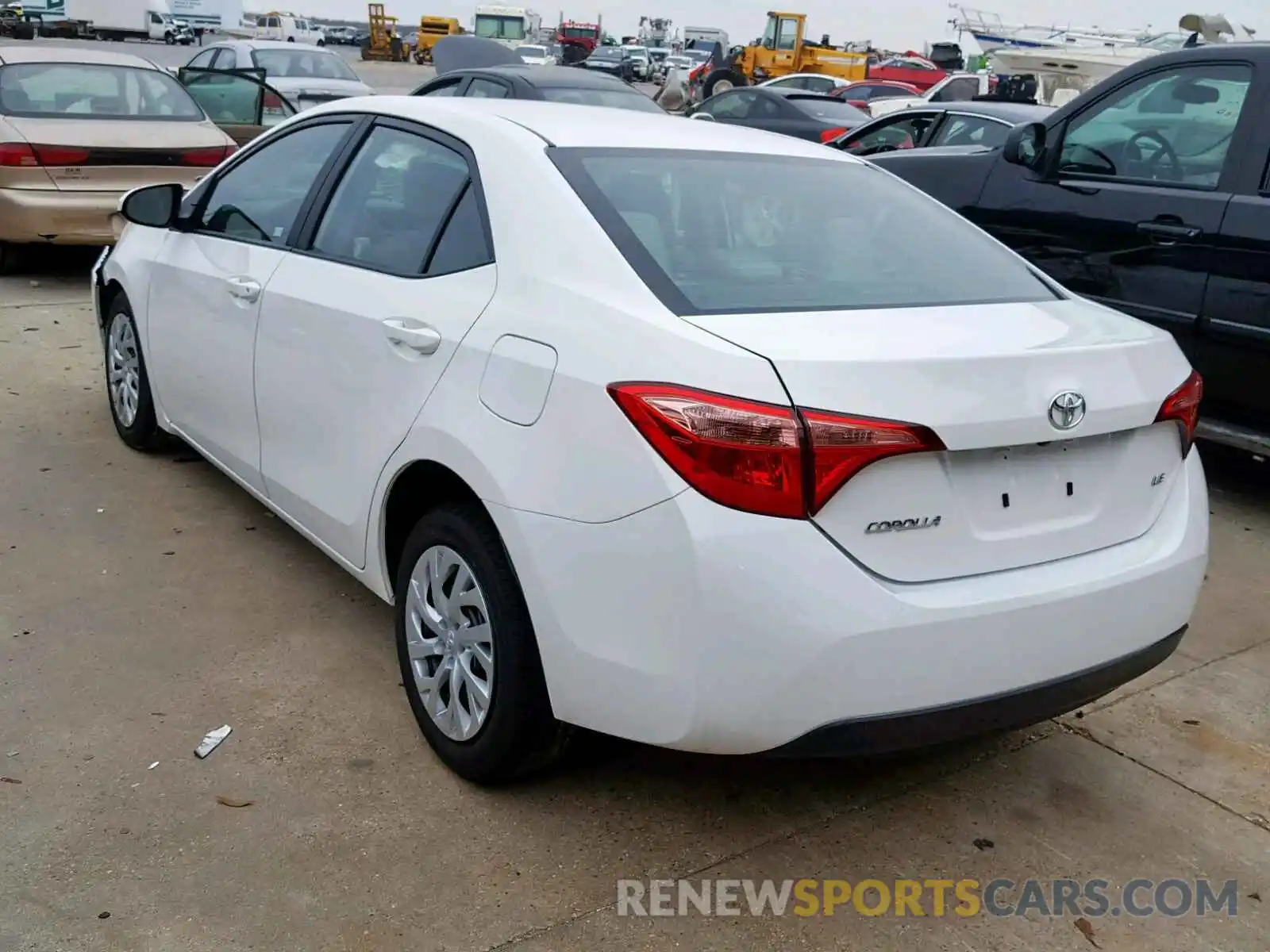 3 Photograph of a damaged car 5YFBURHE5KP895205 TOYOTA COROLLA 2019