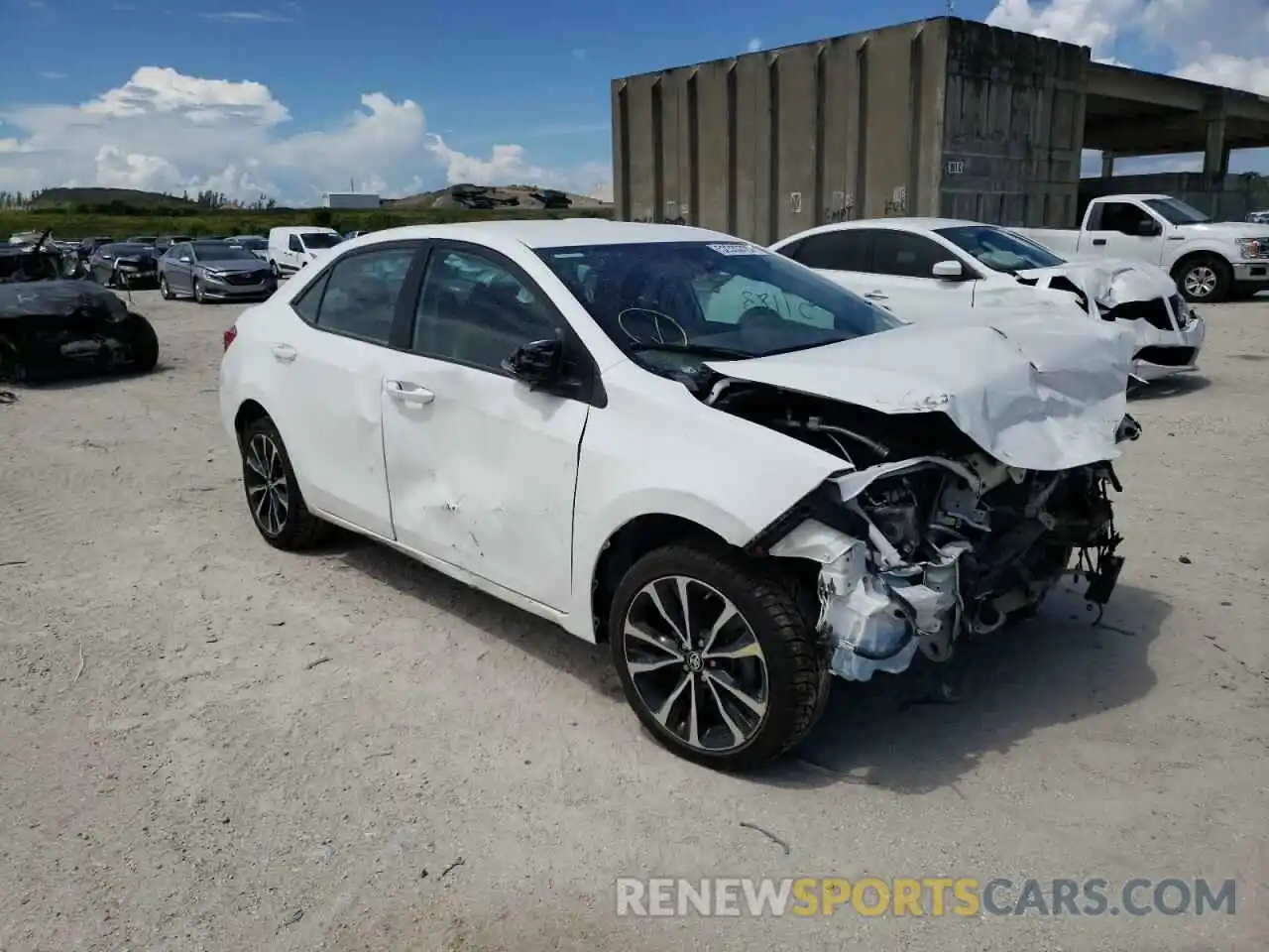 1 Photograph of a damaged car 5YFBURHE5KP895477 TOYOTA COROLLA 2019