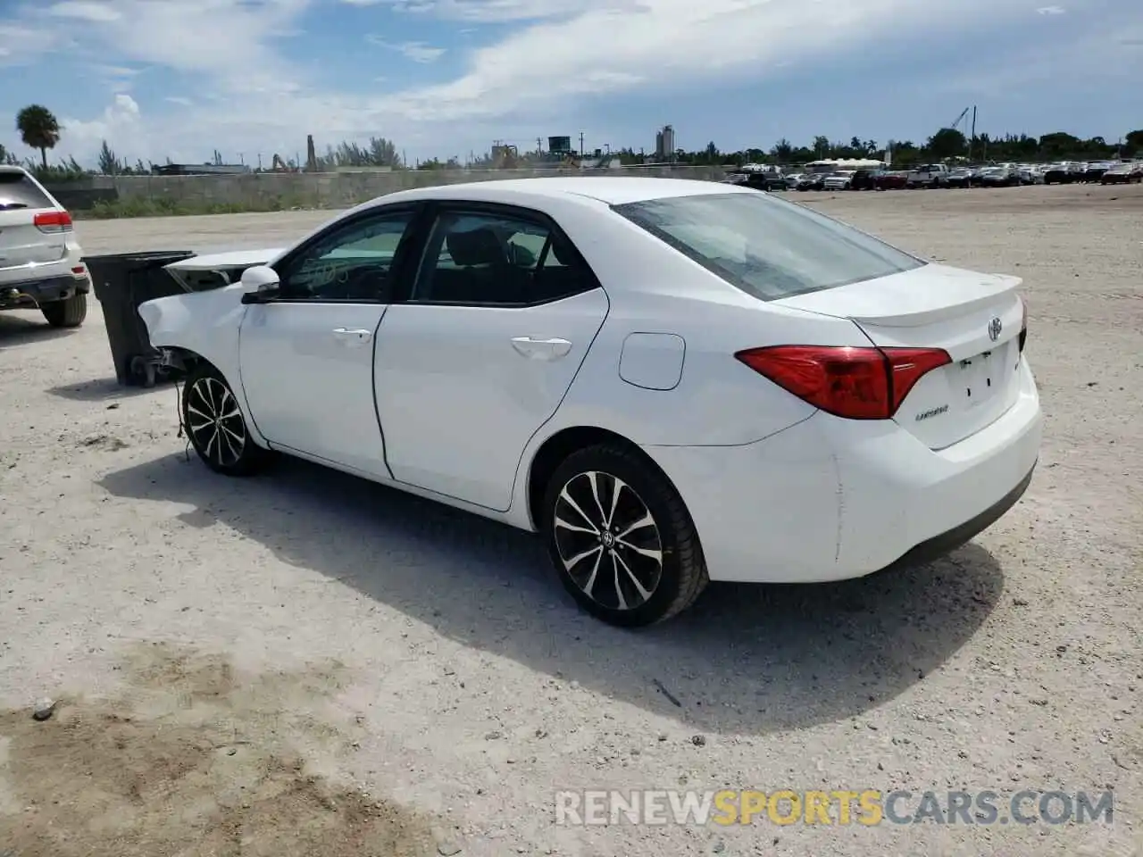 3 Photograph of a damaged car 5YFBURHE5KP895477 TOYOTA COROLLA 2019