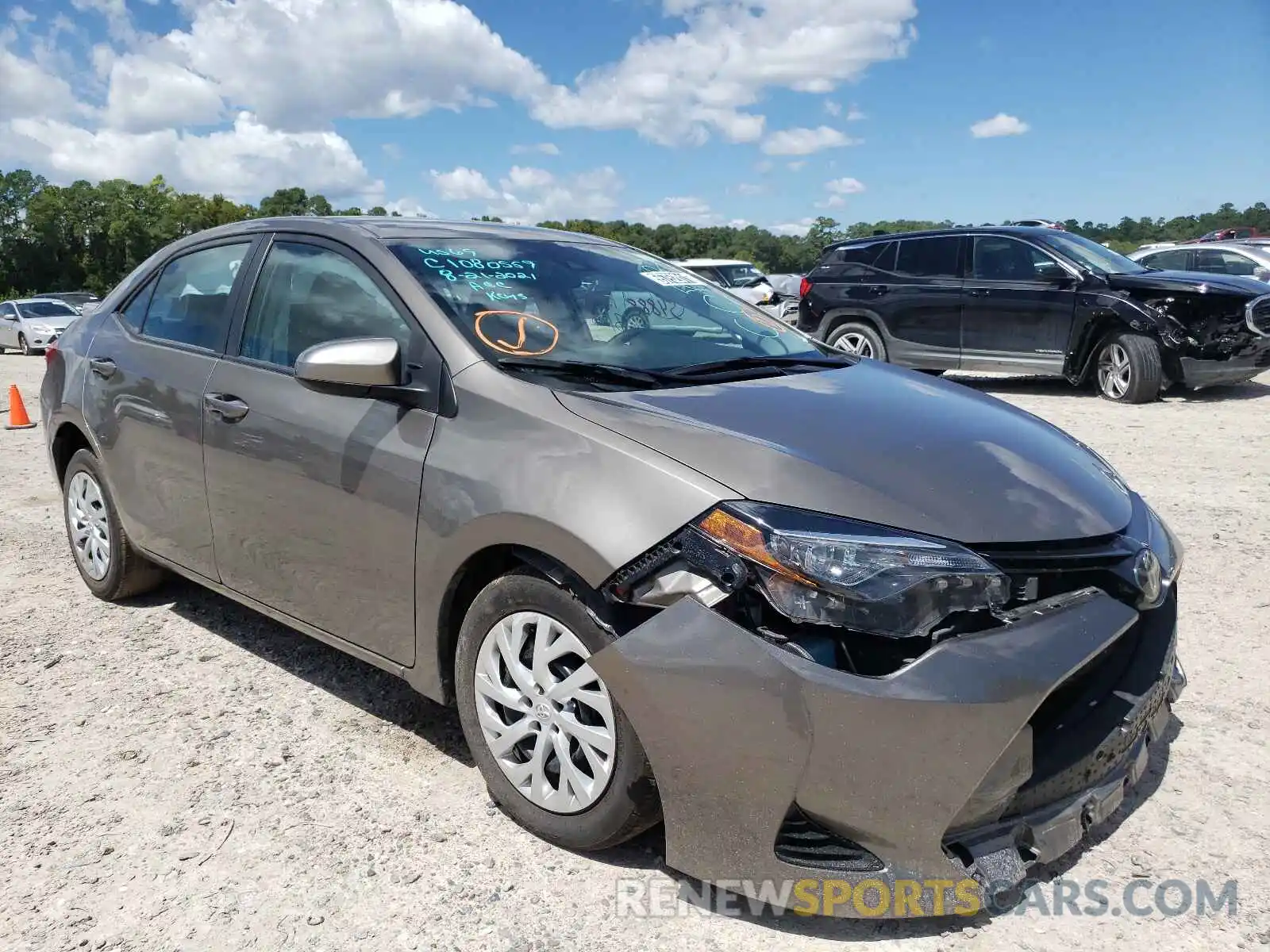 1 Photograph of a damaged car 5YFBURHE5KP895544 TOYOTA COROLLA 2019