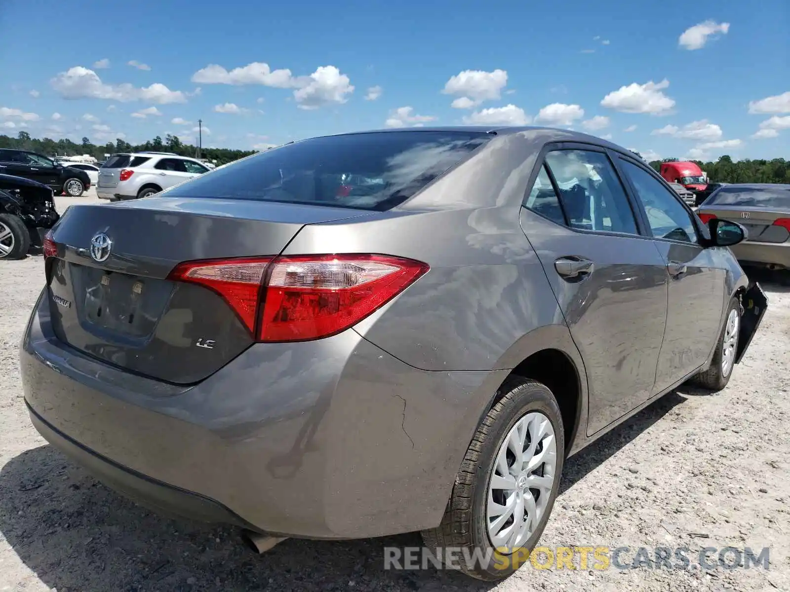 4 Photograph of a damaged car 5YFBURHE5KP895544 TOYOTA COROLLA 2019