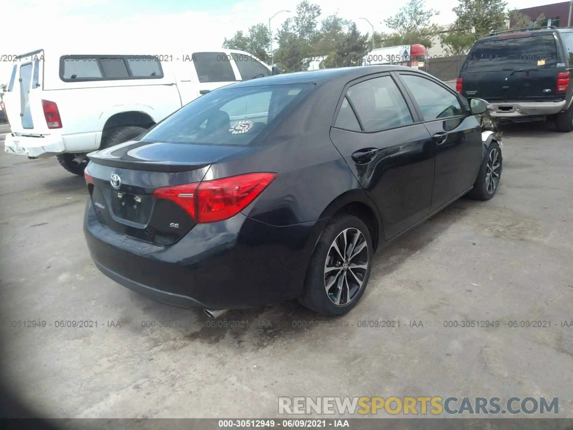 4 Photograph of a damaged car 5YFBURHE5KP896970 TOYOTA COROLLA 2019