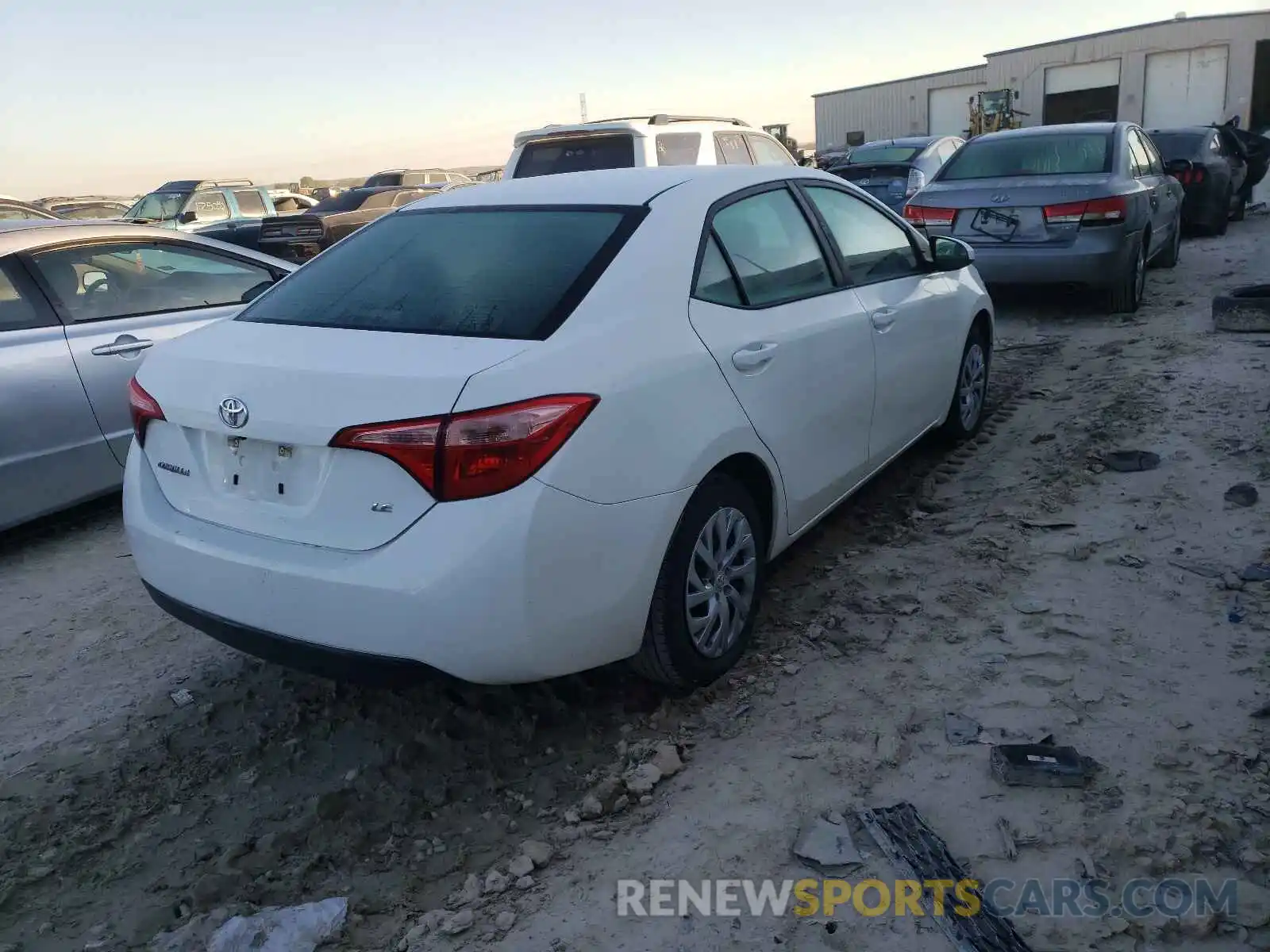 4 Photograph of a damaged car 5YFBURHE5KP898329 TOYOTA COROLLA 2019