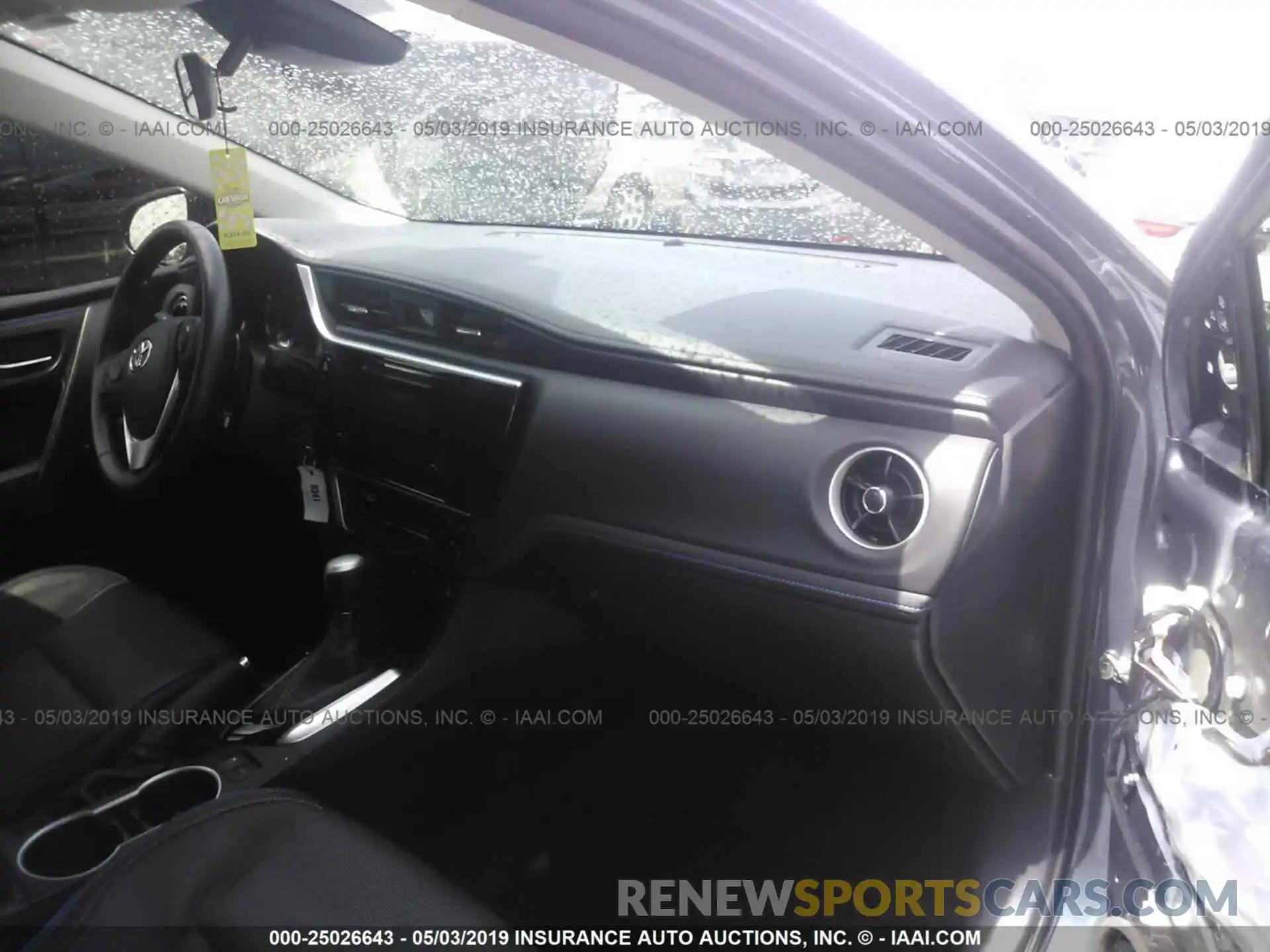 5 Photograph of a damaged car 5YFBURHE5KP898475 TOYOTA COROLLA 2019