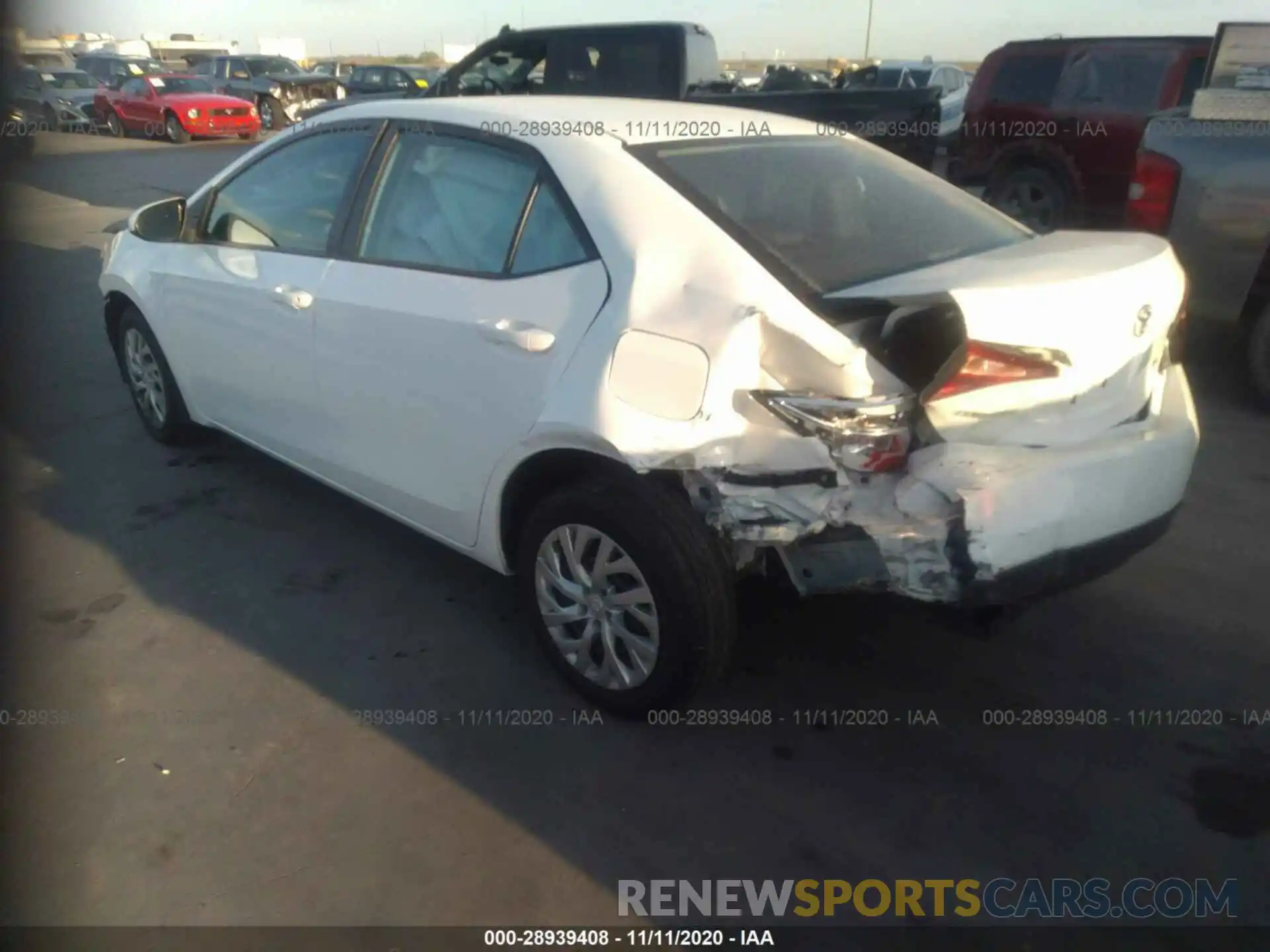 3 Photograph of a damaged car 5YFBURHE5KP898539 TOYOTA COROLLA 2019