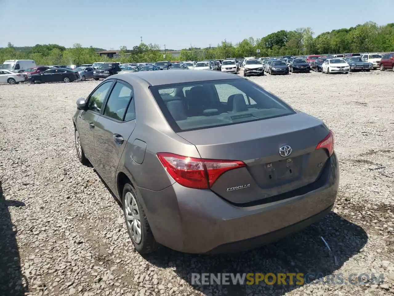 3 Photograph of a damaged car 5YFBURHE5KP898637 TOYOTA COROLLA 2019