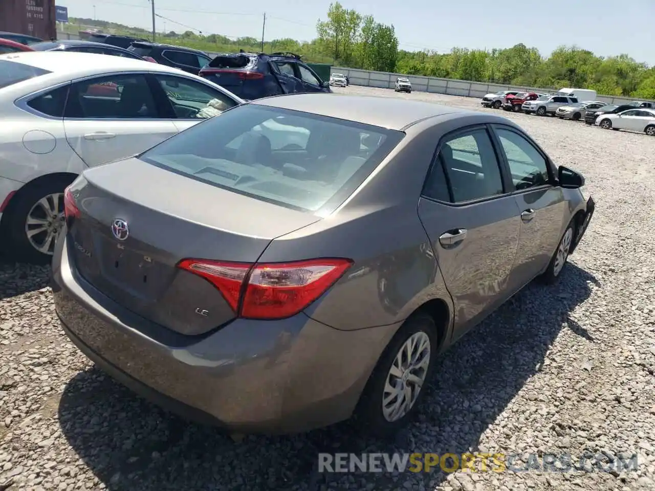 4 Photograph of a damaged car 5YFBURHE5KP898637 TOYOTA COROLLA 2019