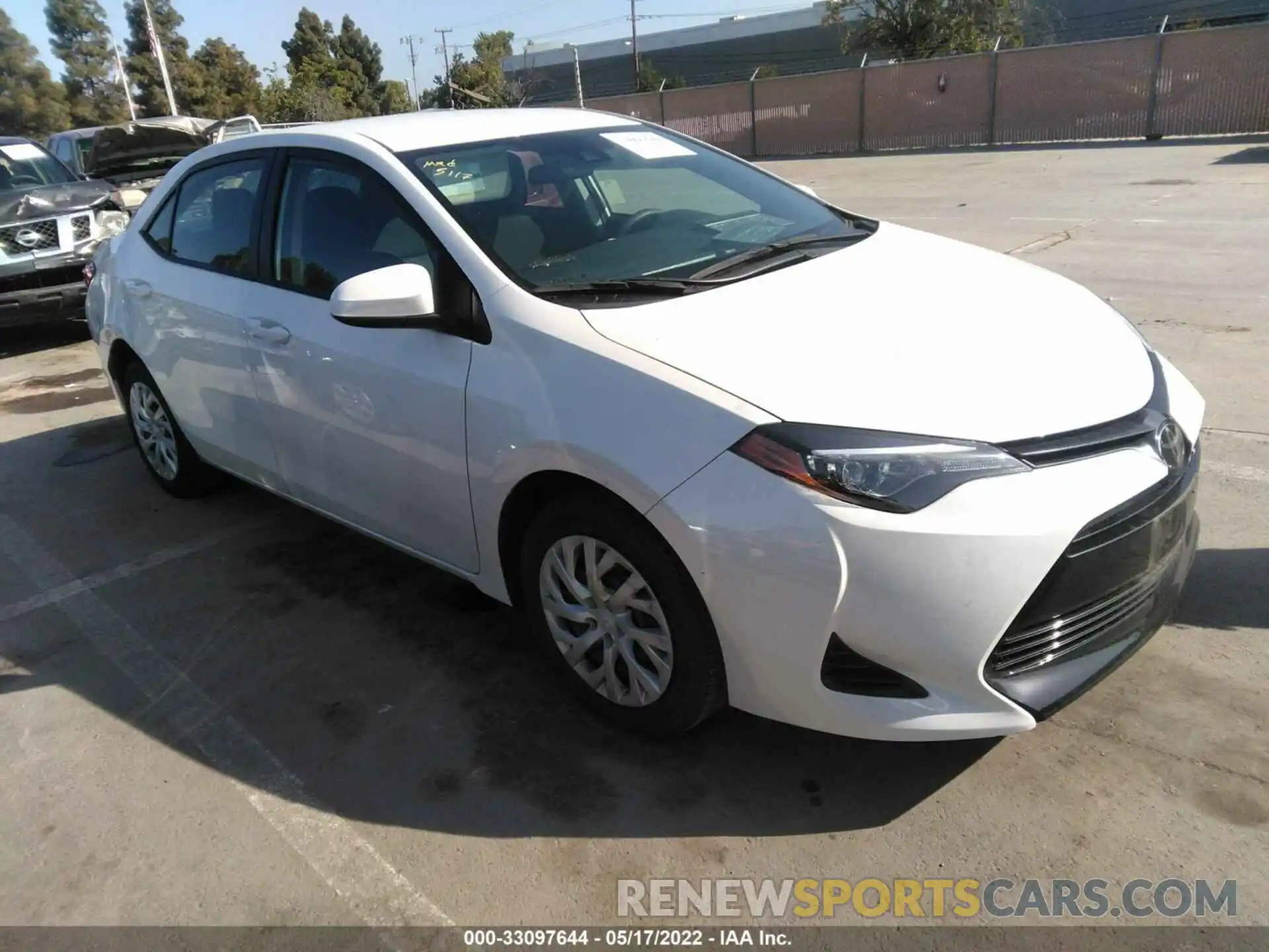 1 Photograph of a damaged car 5YFBURHE5KP898766 TOYOTA COROLLA 2019