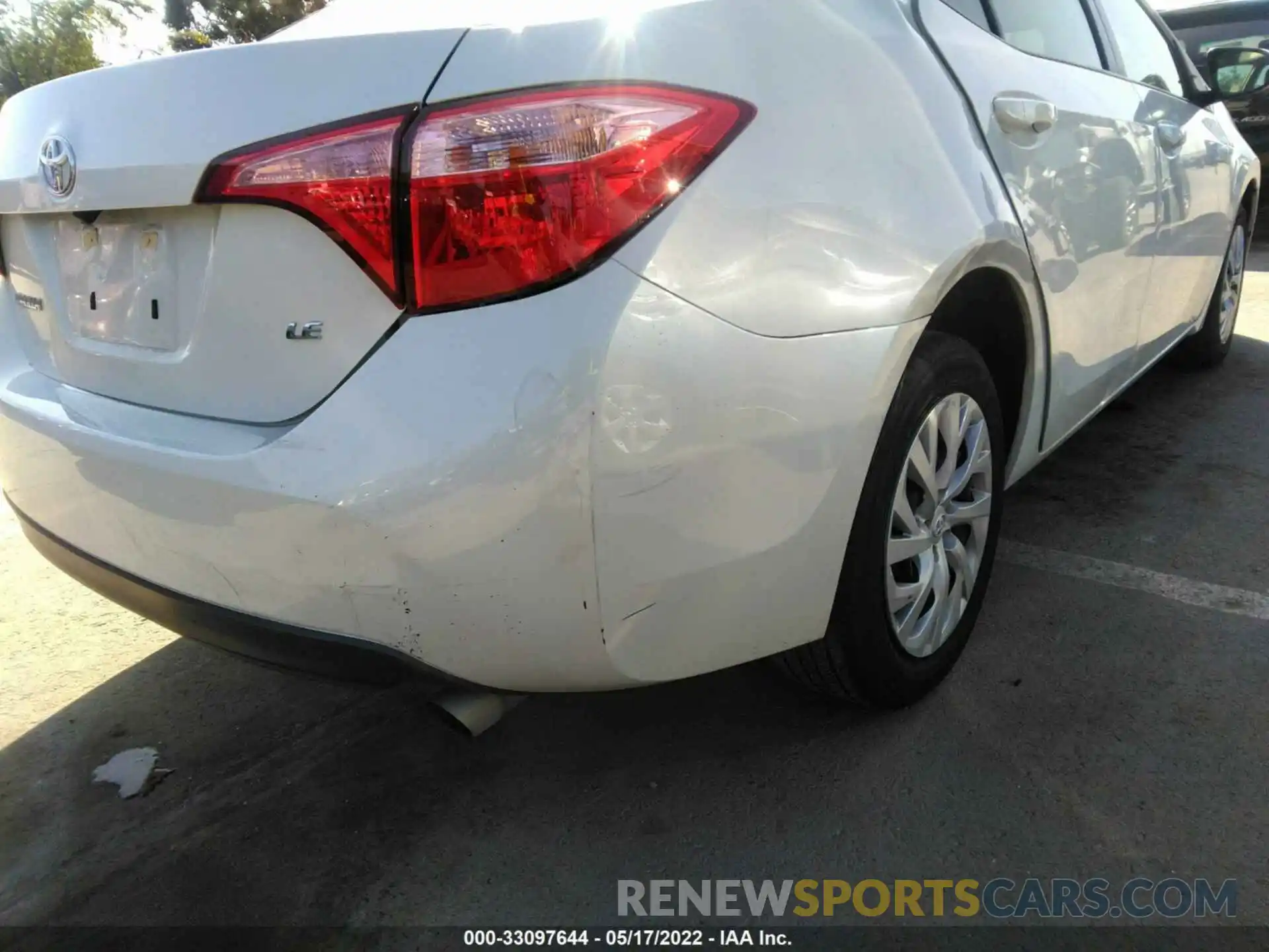 6 Photograph of a damaged car 5YFBURHE5KP898766 TOYOTA COROLLA 2019