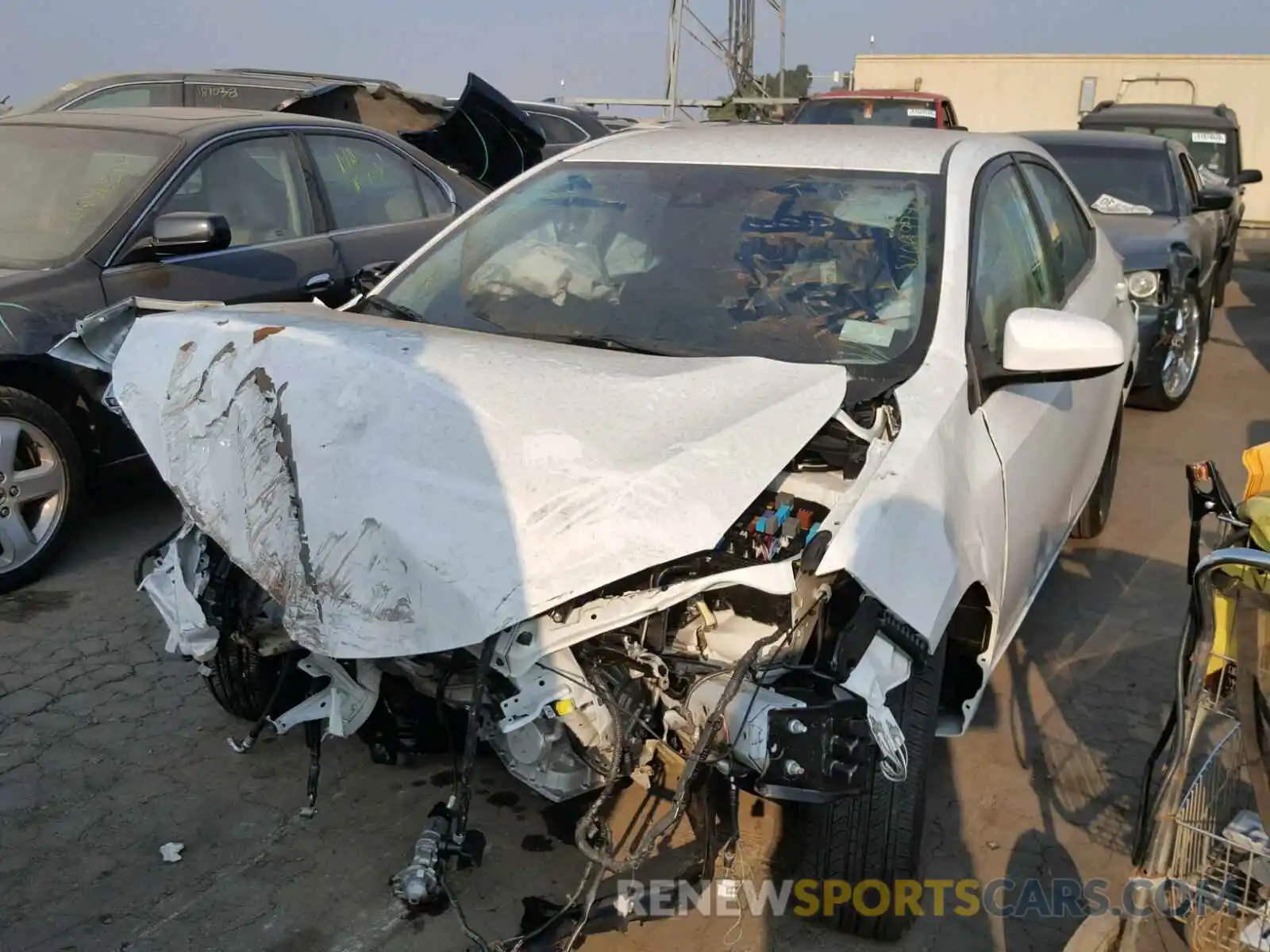 2 Photograph of a damaged car 5YFBURHE5KP898797 TOYOTA COROLLA 2019