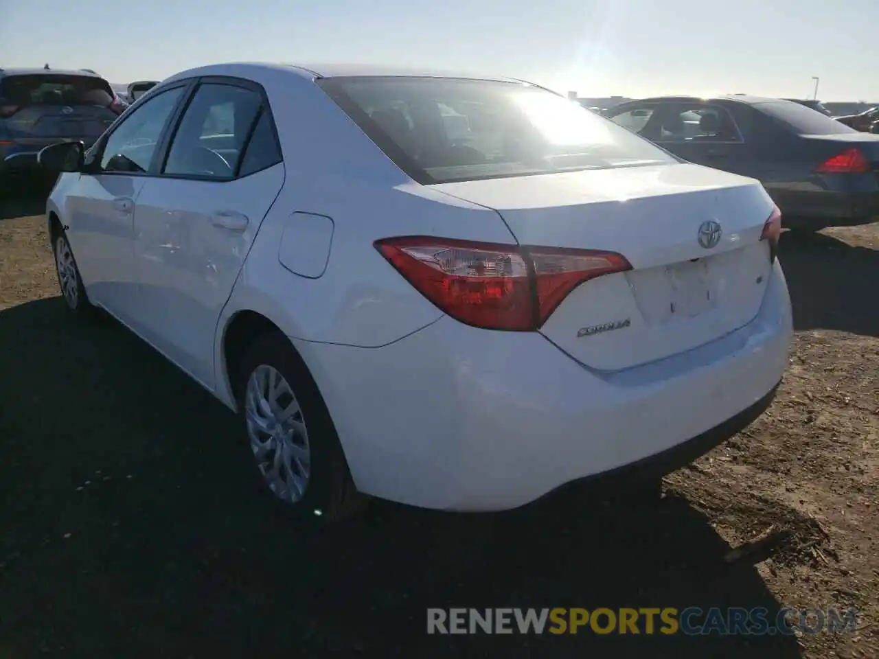 3 Photograph of a damaged car 5YFBURHE5KP898850 TOYOTA COROLLA 2019