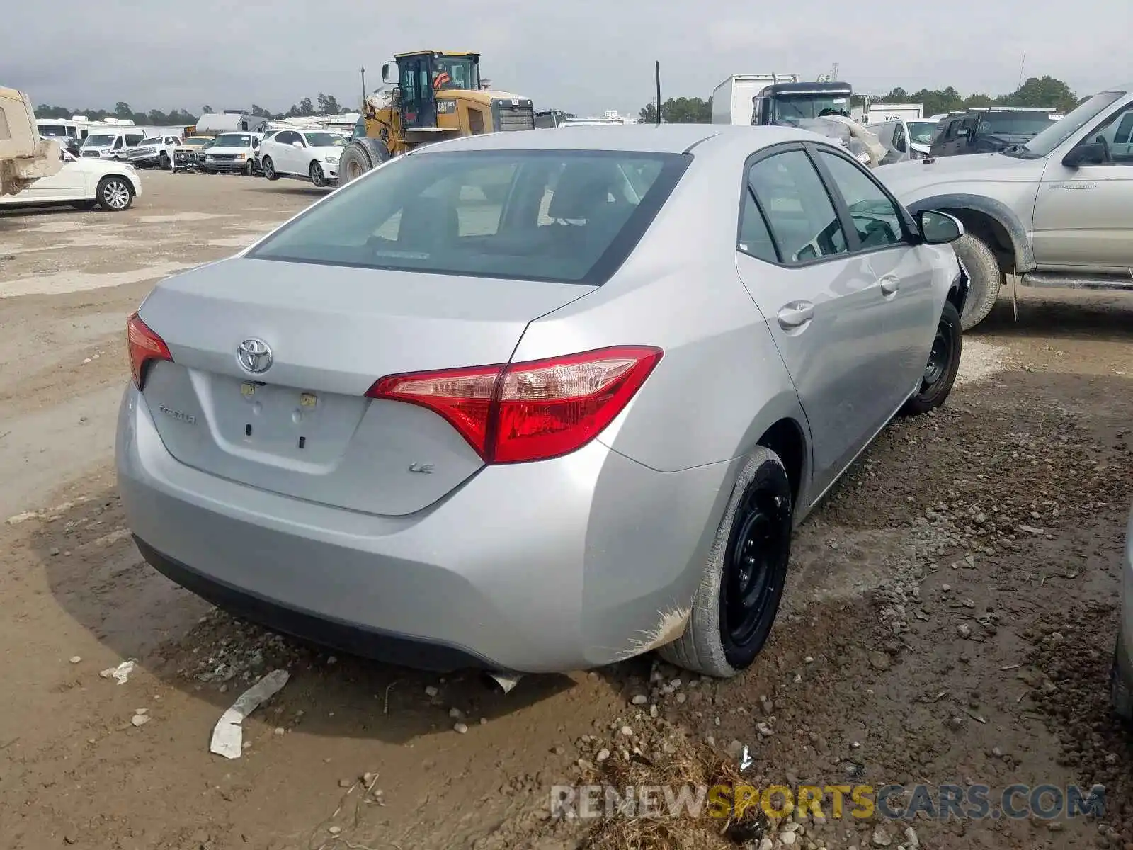 4 Photograph of a damaged car 5YFBURHE5KP899139 TOYOTA COROLLA 2019