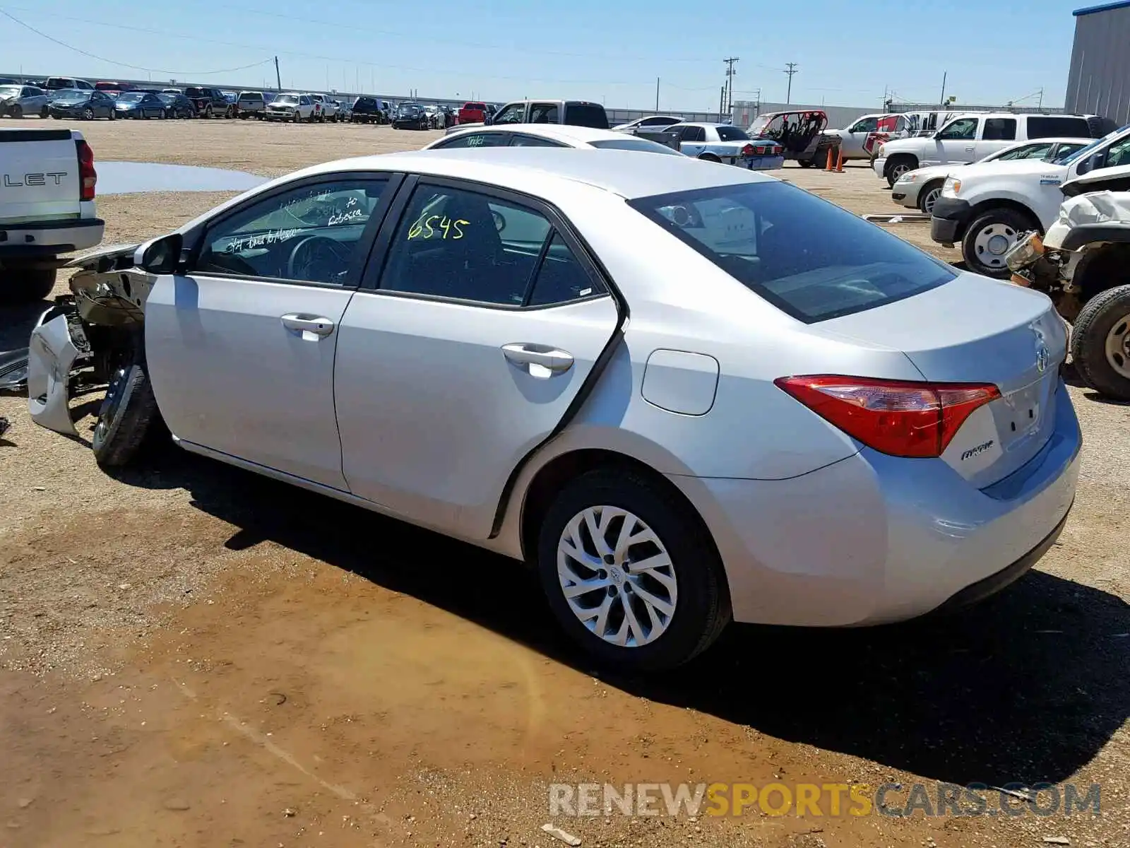 3 Photograph of a damaged car 5YFBURHE5KP900046 TOYOTA COROLLA 2019